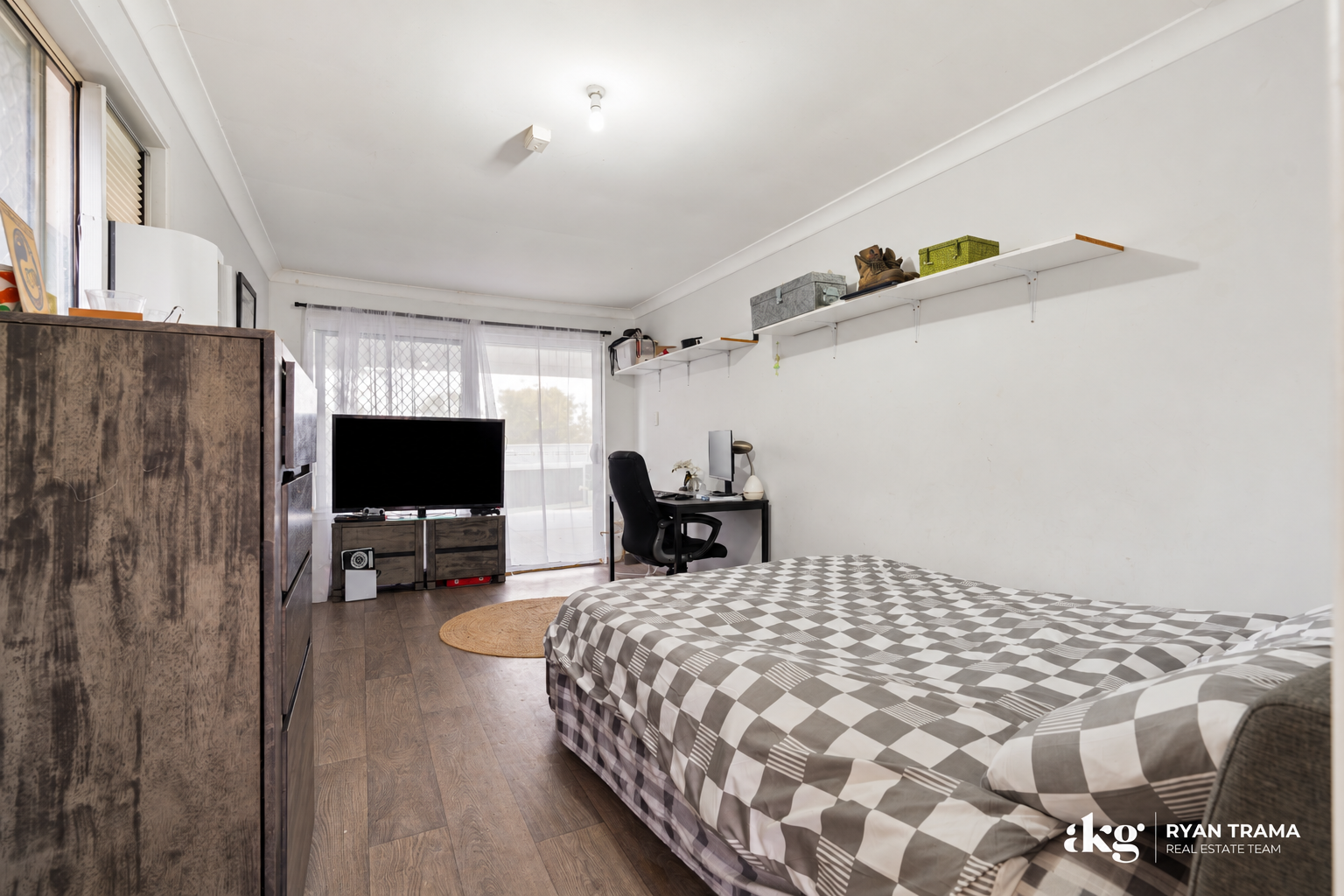 14 Lake Wivenhoe Court — photo 18 of 30