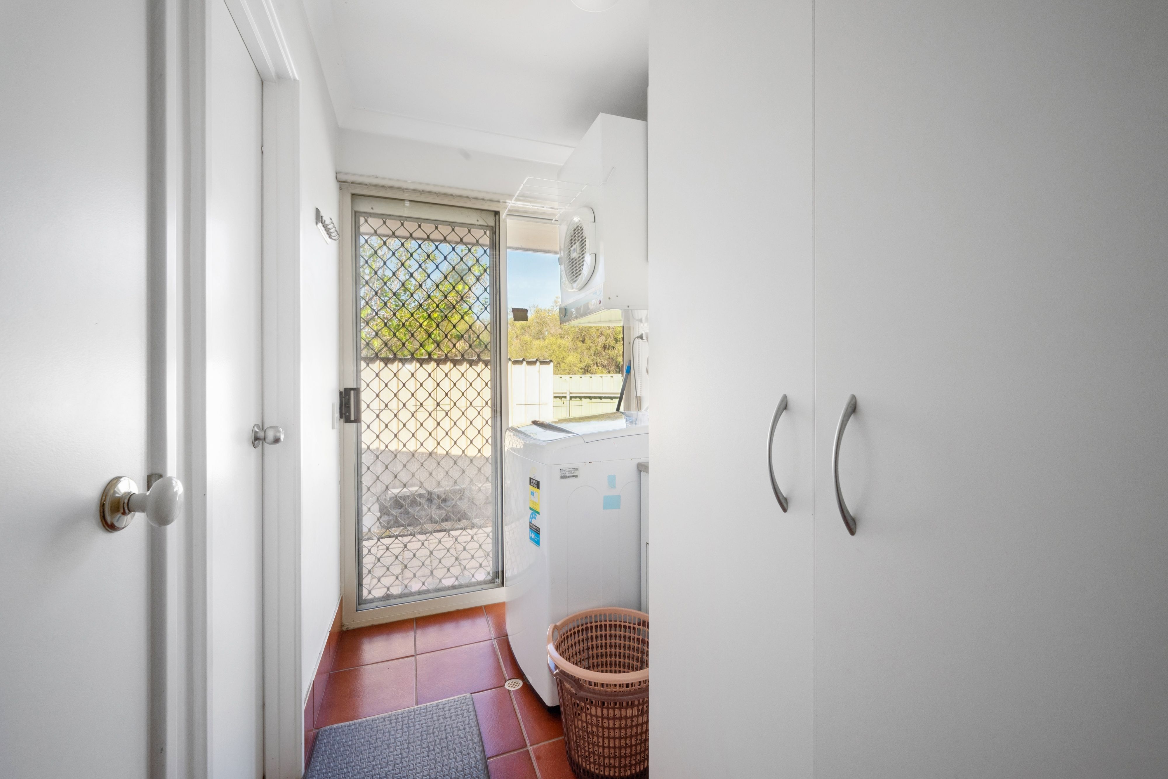 8 Uralla Close — photo 12 of 29