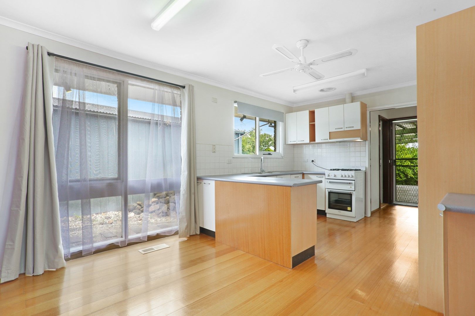 11 Collaroy Crescent, Noble Park, VIC 3174