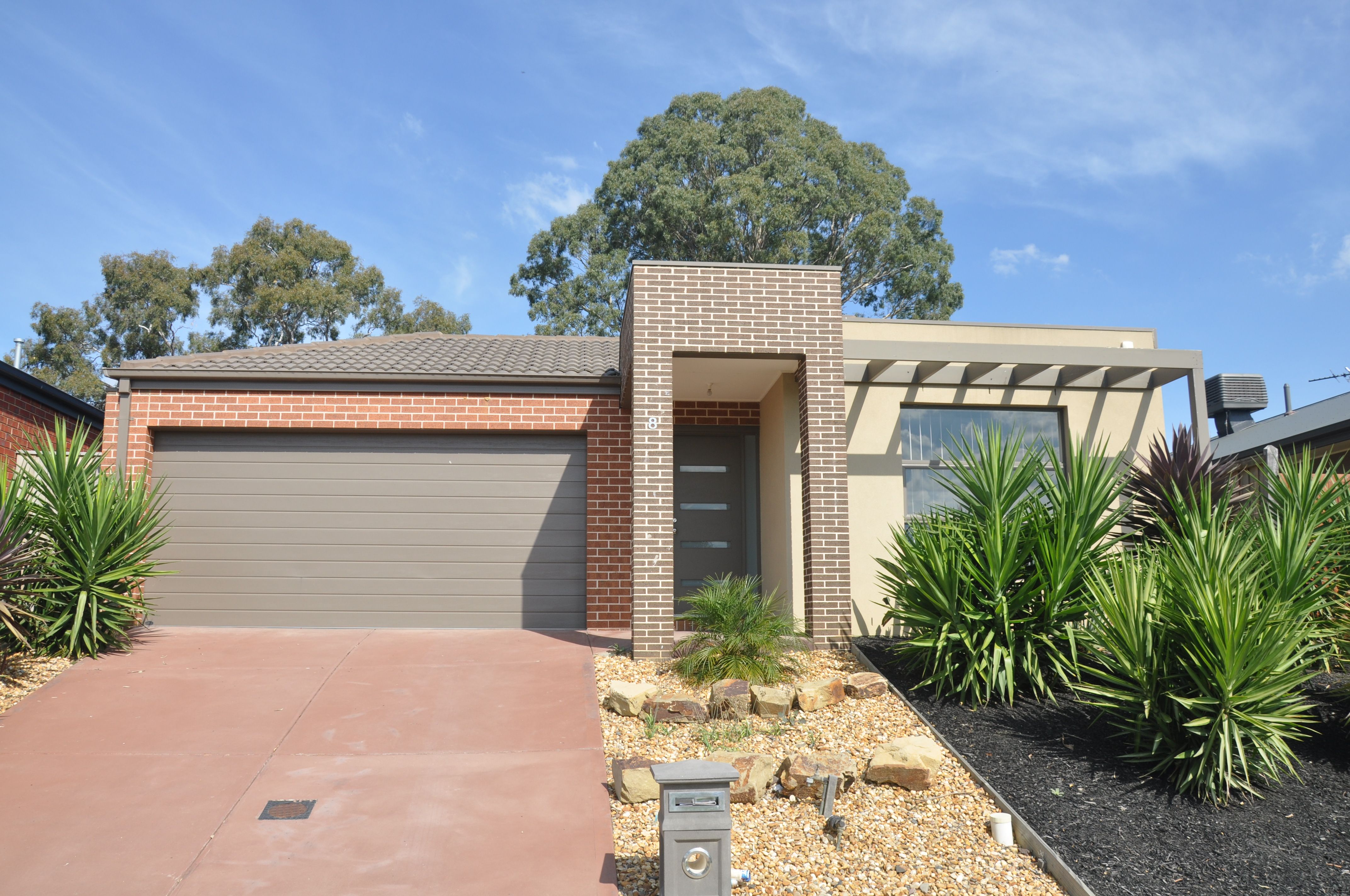 8 Senecio Drive, Doreen, VIC 3754