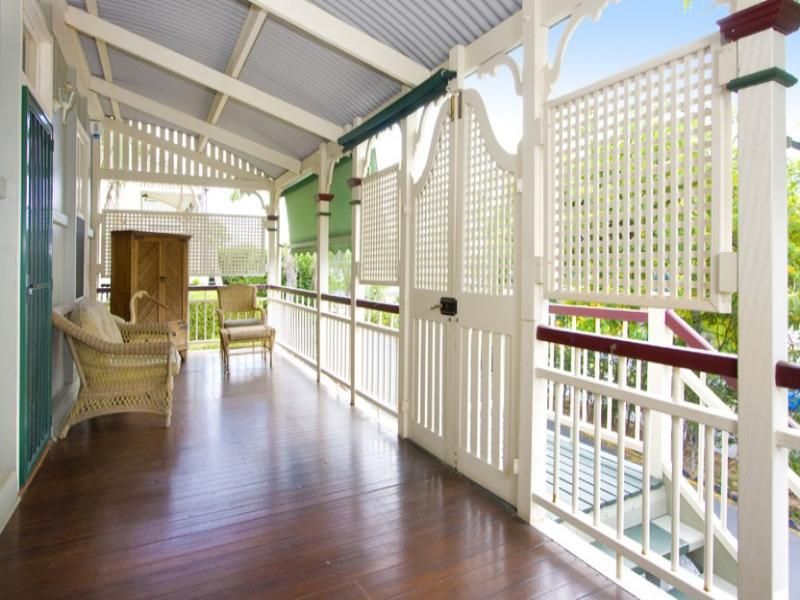 1/10 Cook Street, Red Hill, QLD 4059
