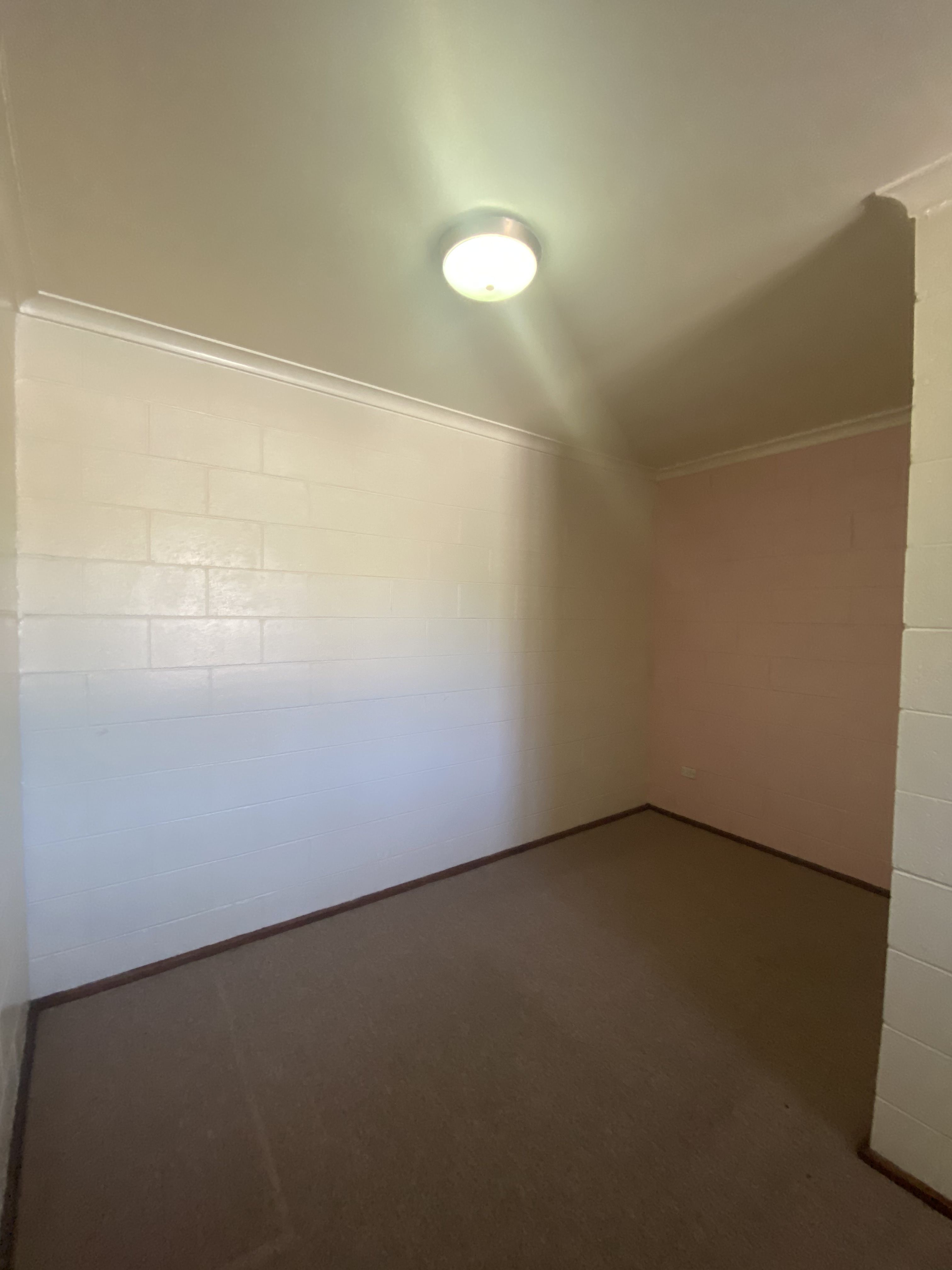 2/10 Arthur Street — photo 4 of 7