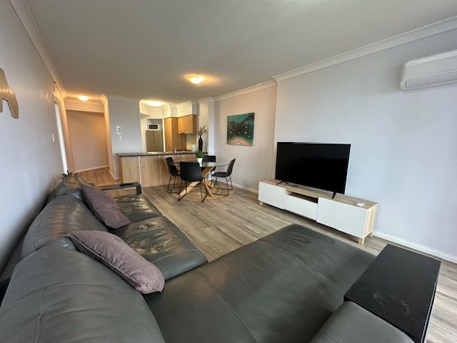 2055/2633 Gold Coast Highway, Broadbeach, QLD 4218