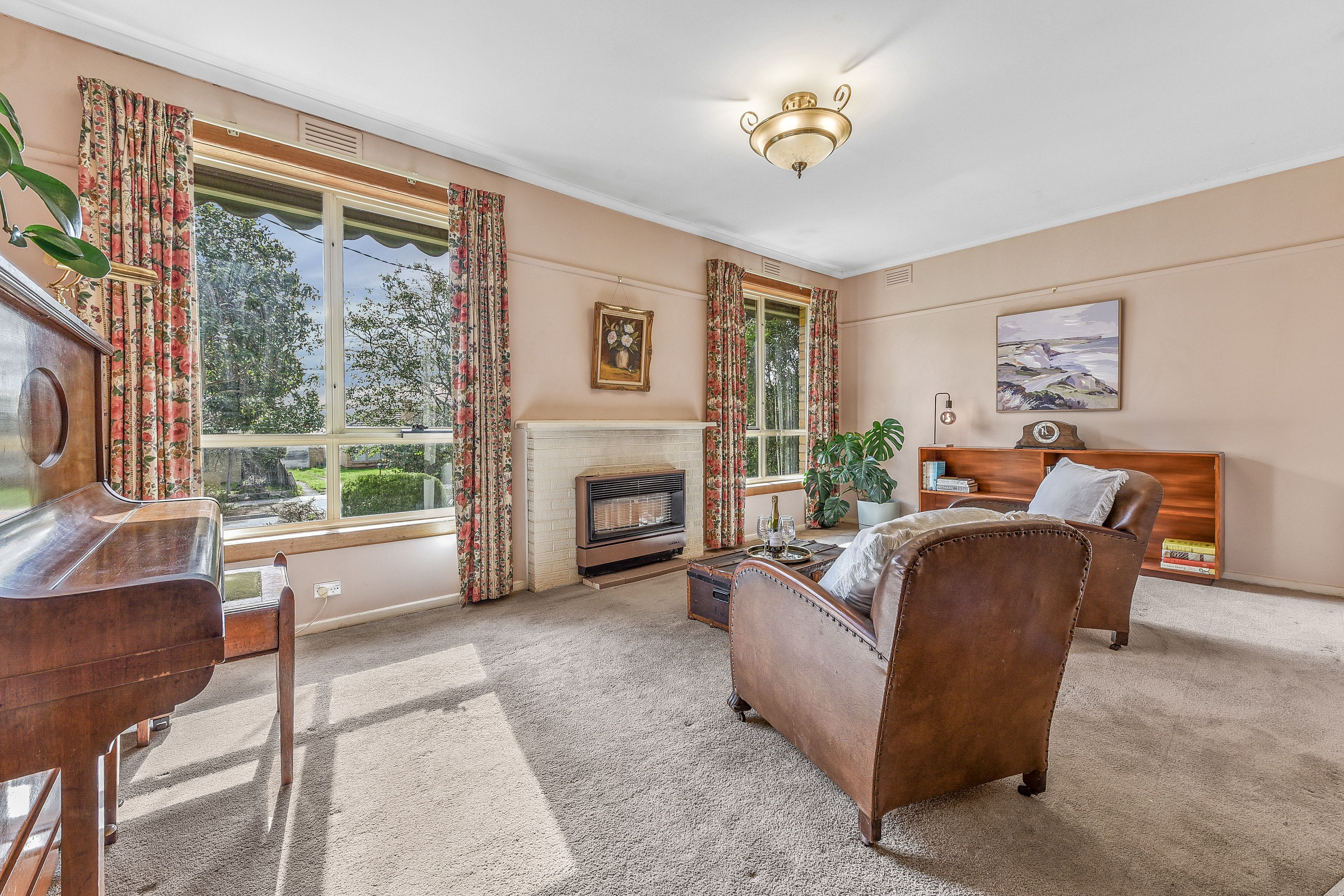 16 Parkmore Road, Forest Hill, VIC 3131