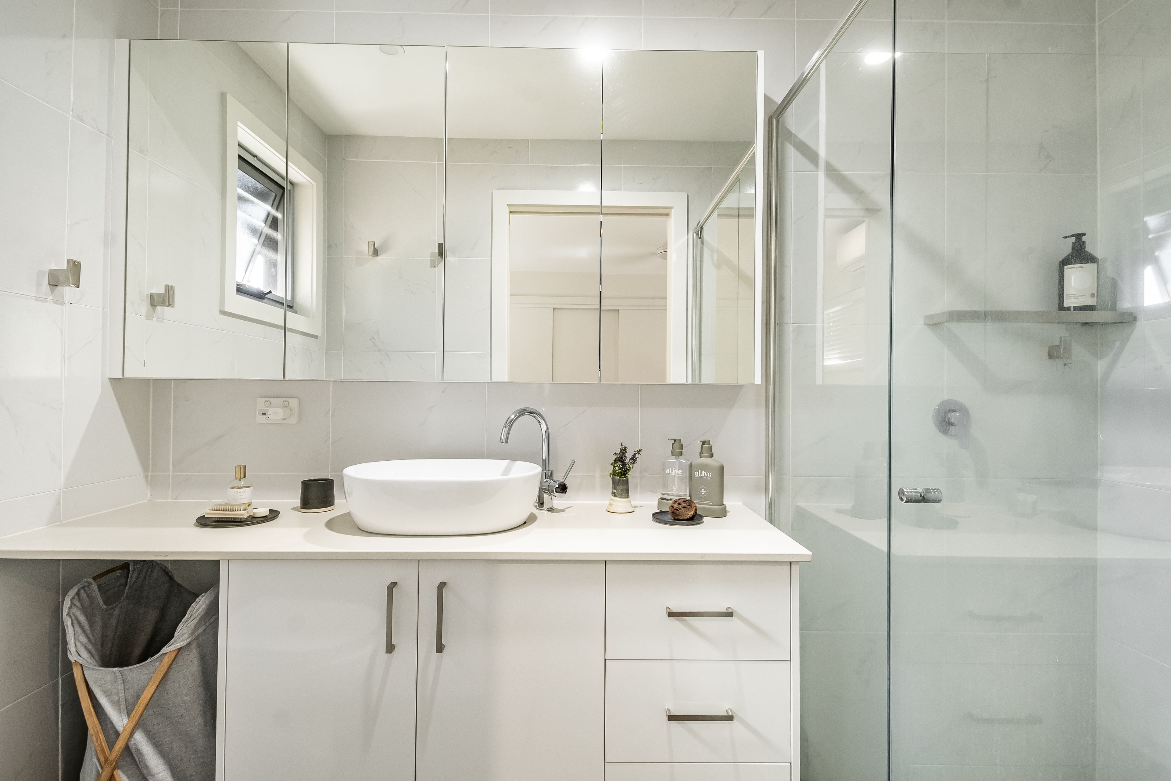 1/1 Miram Place — photo 8 of 20