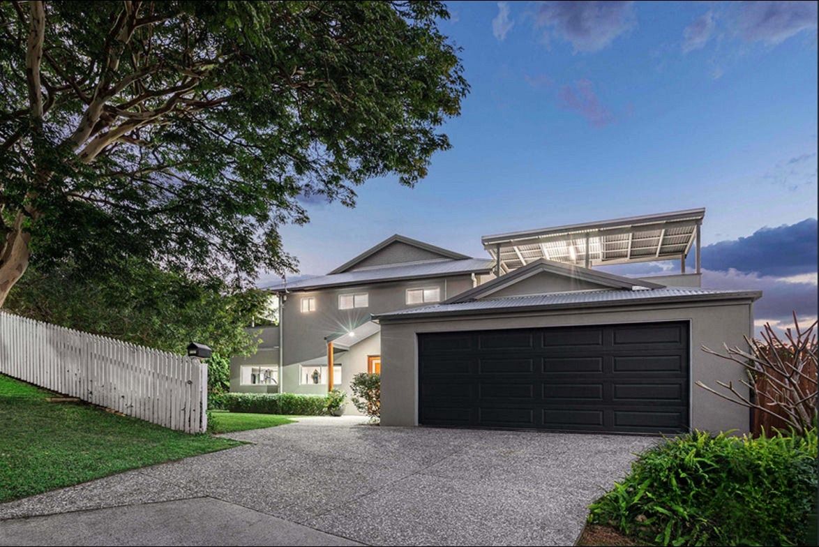 68 Henzell Terrace, Greenslopes, QLD 4120