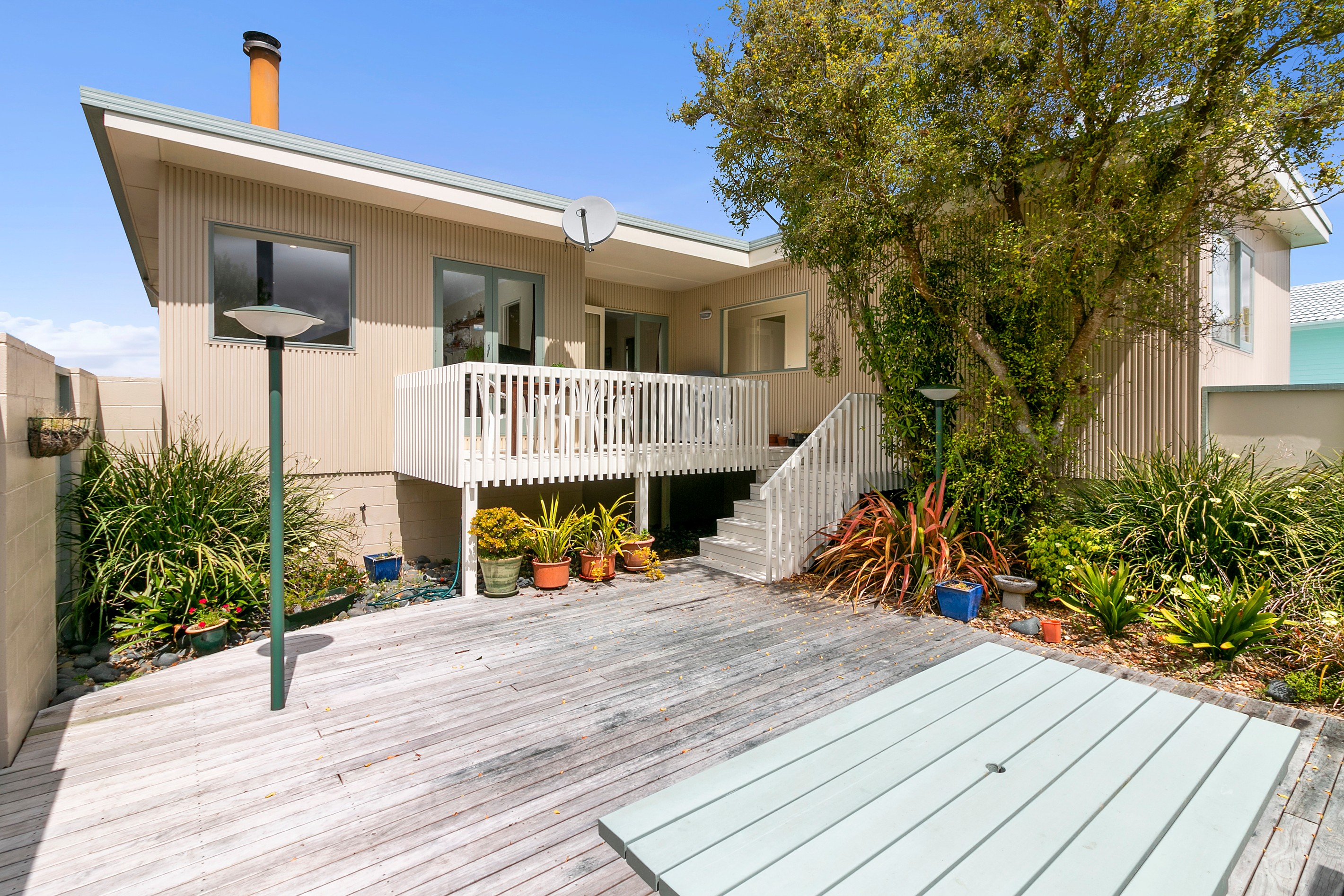 6 Eyre Street, Henderson, Waitakere City