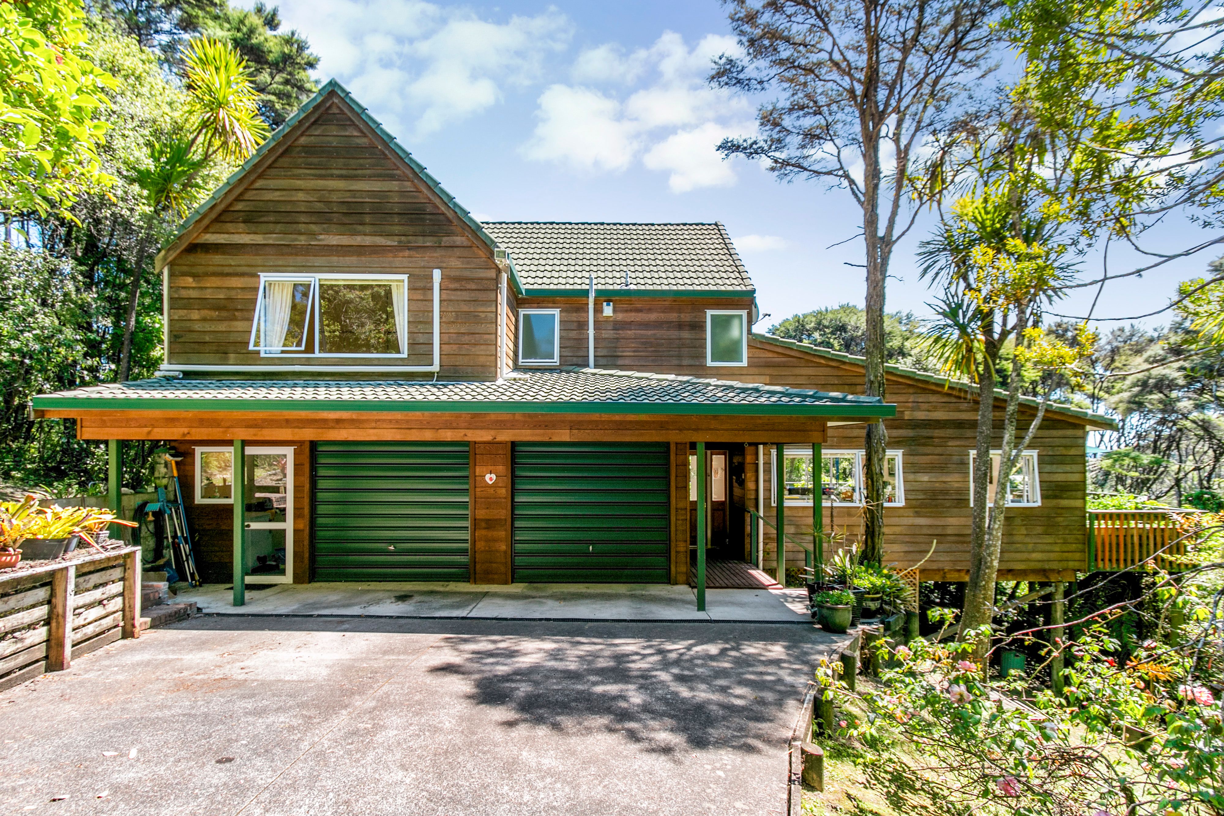 333 Titirangi Road, Titirangi, Waitakere City