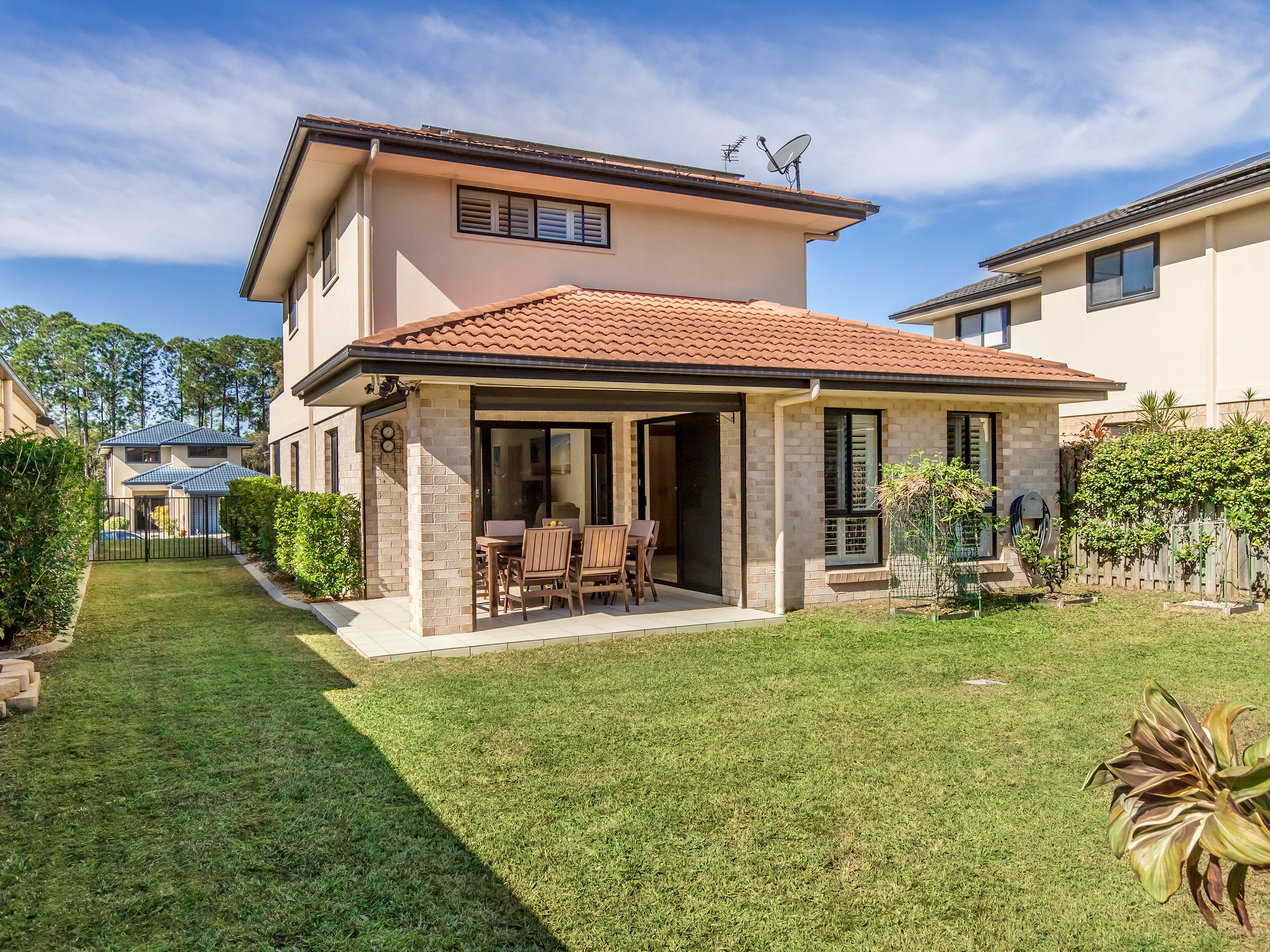 15 Royal Woods Drive, Robina, QLD 4226
