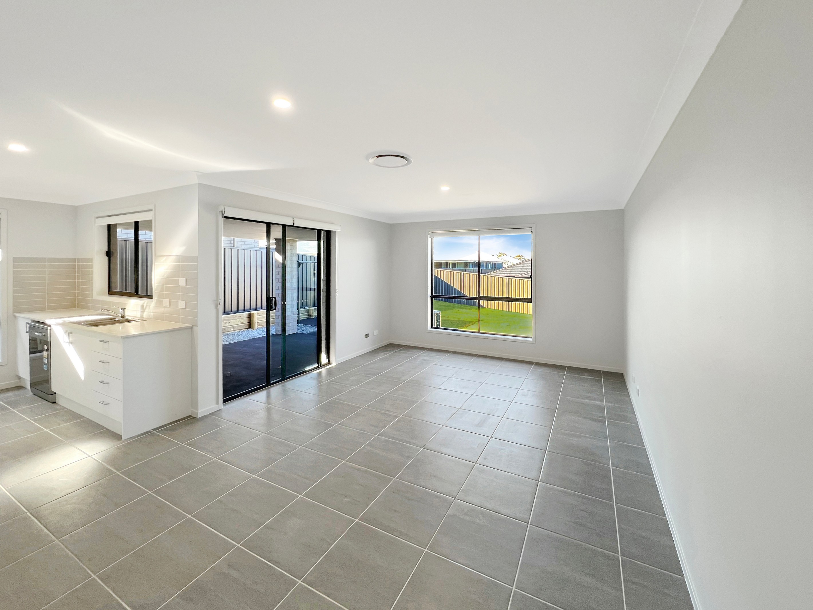 10 Dodsworth Street, Farley, NSW 2320