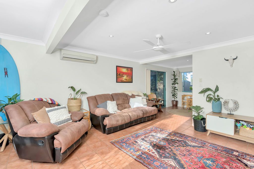 1/2 Station Street, Tugun, QLD 4224