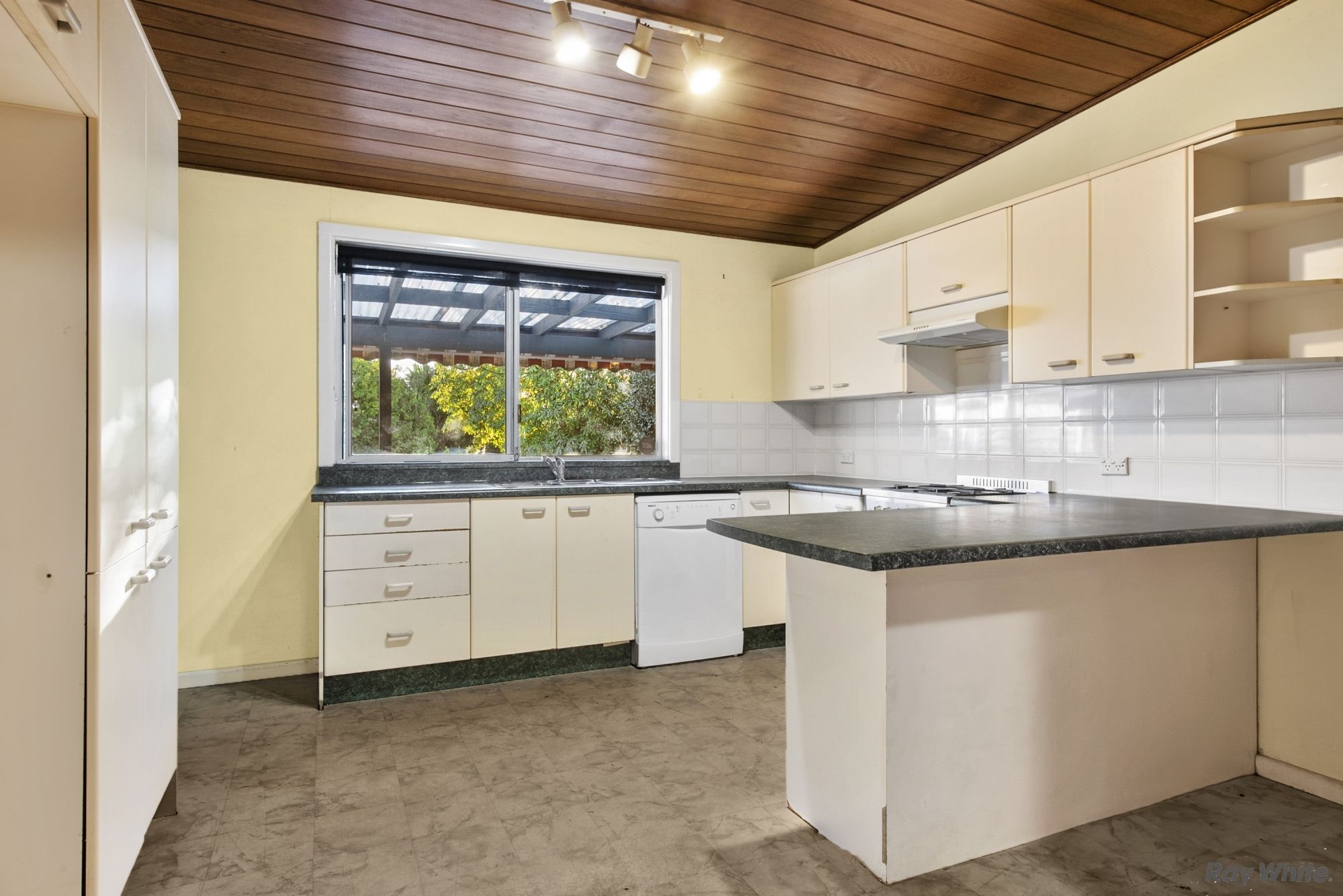 61 Balmoral Street, Waitara, NSW 2077