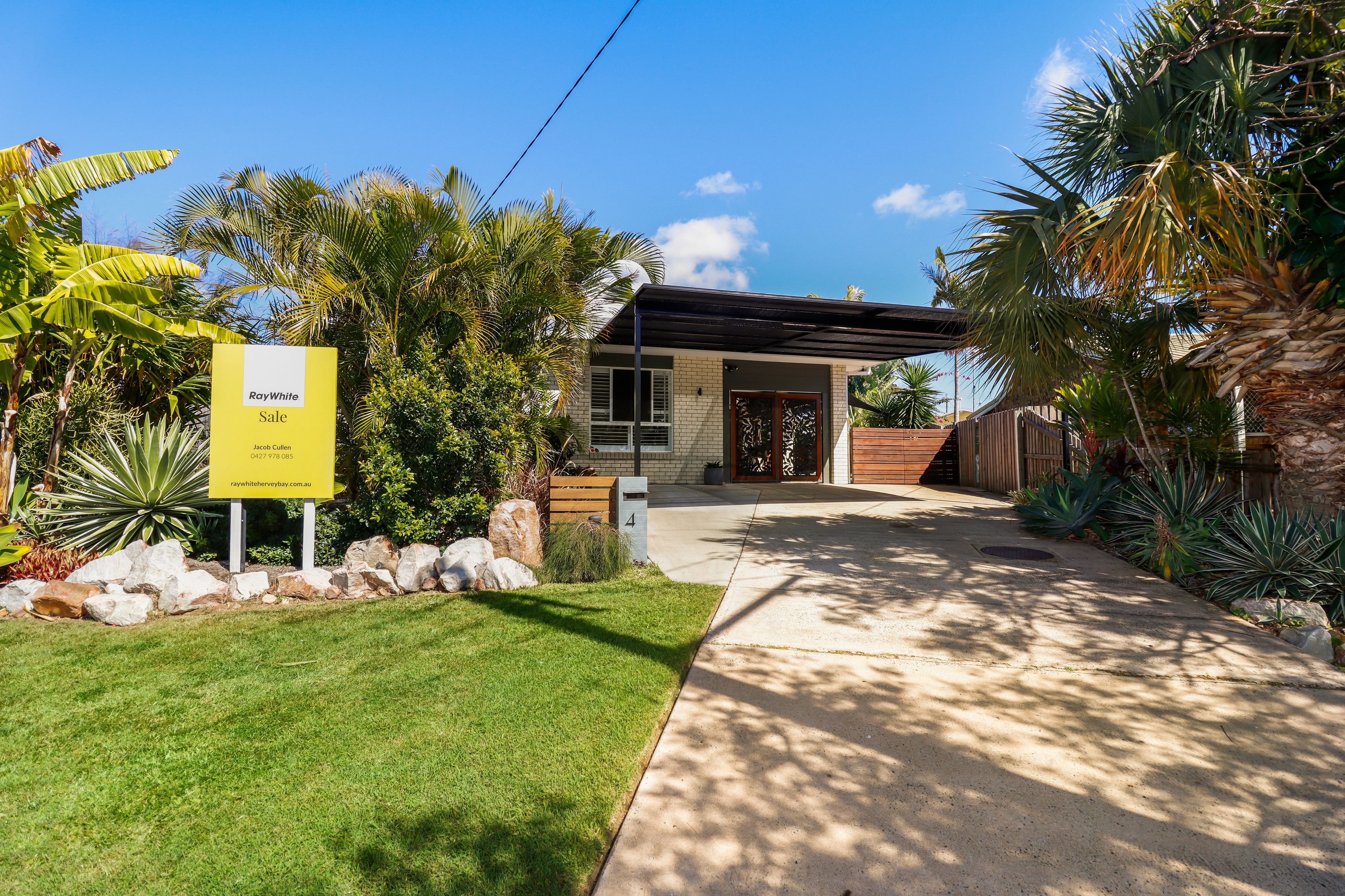 4 Diana Place, Urangan, QLD 4655