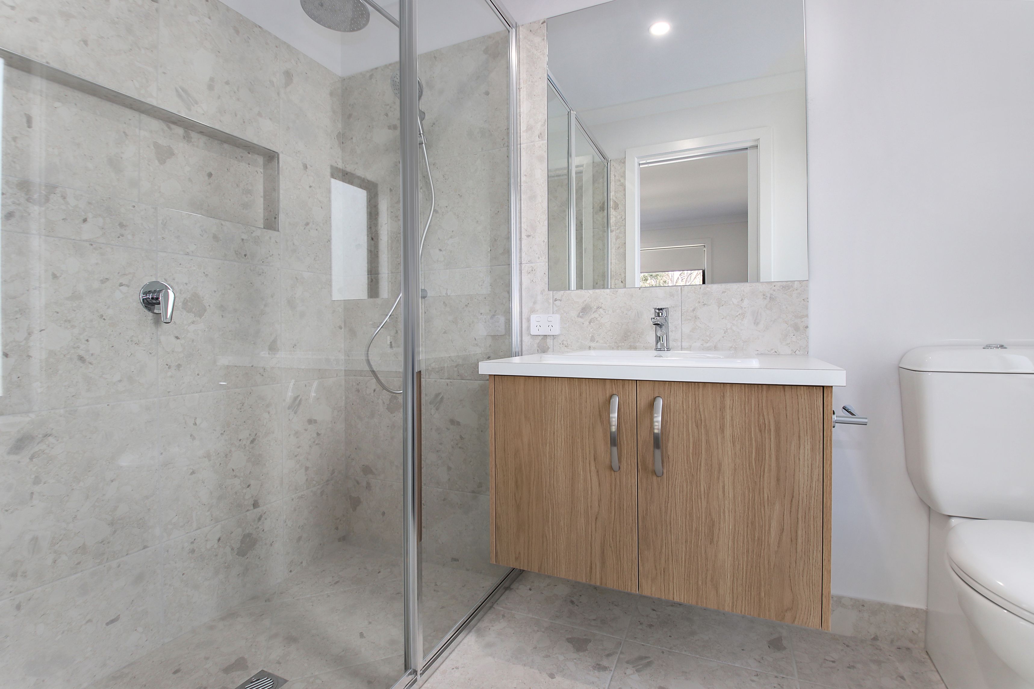 80 Millford Crescent — photo 8 of 9