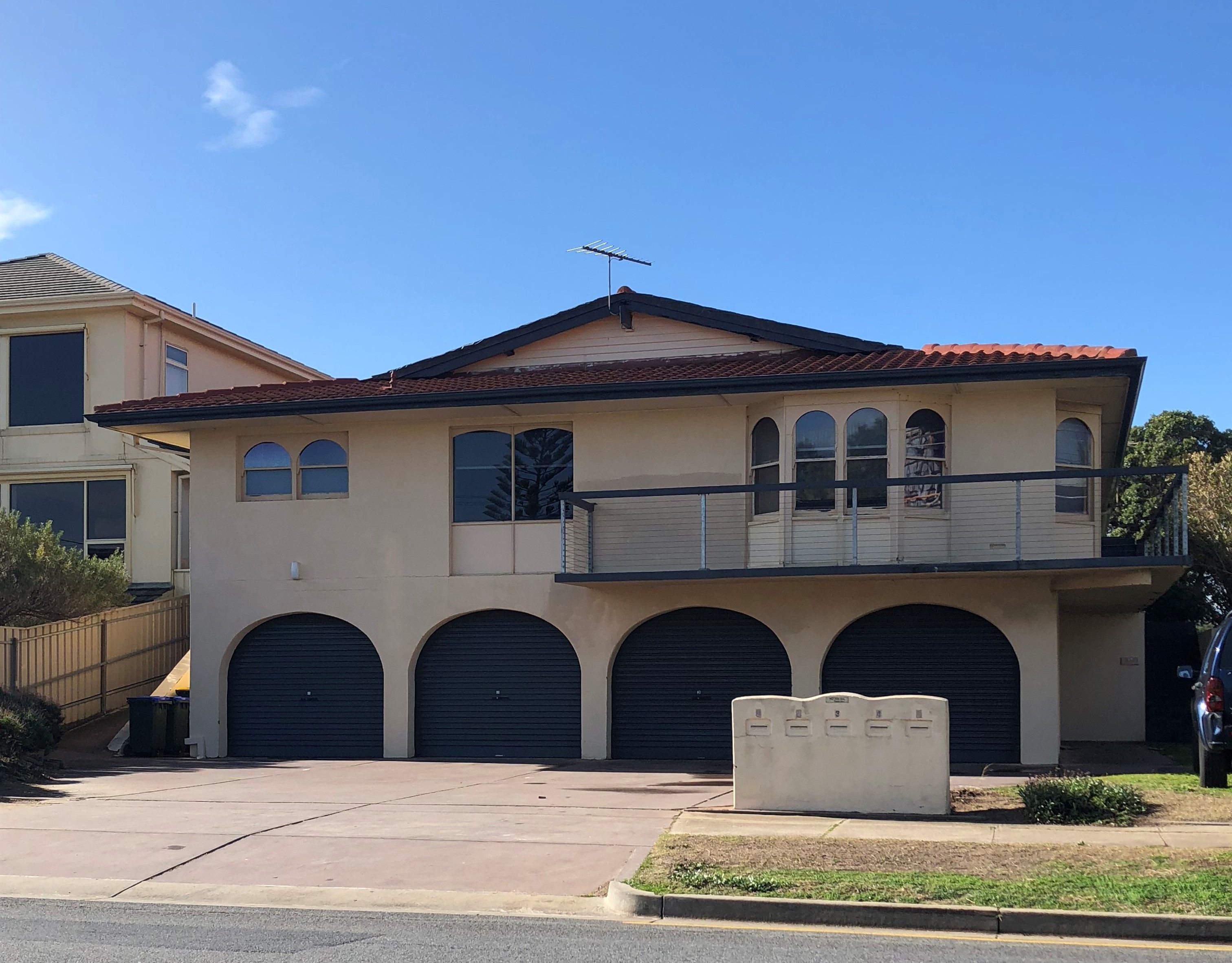 1/122 Seaview Road, Henley Beach South SA 5022