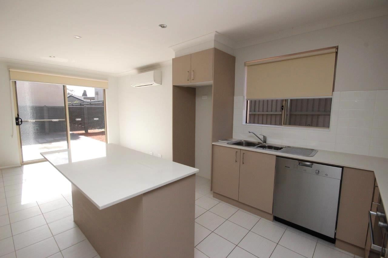 8/9 Maria Place, Lyons, ACT 2606