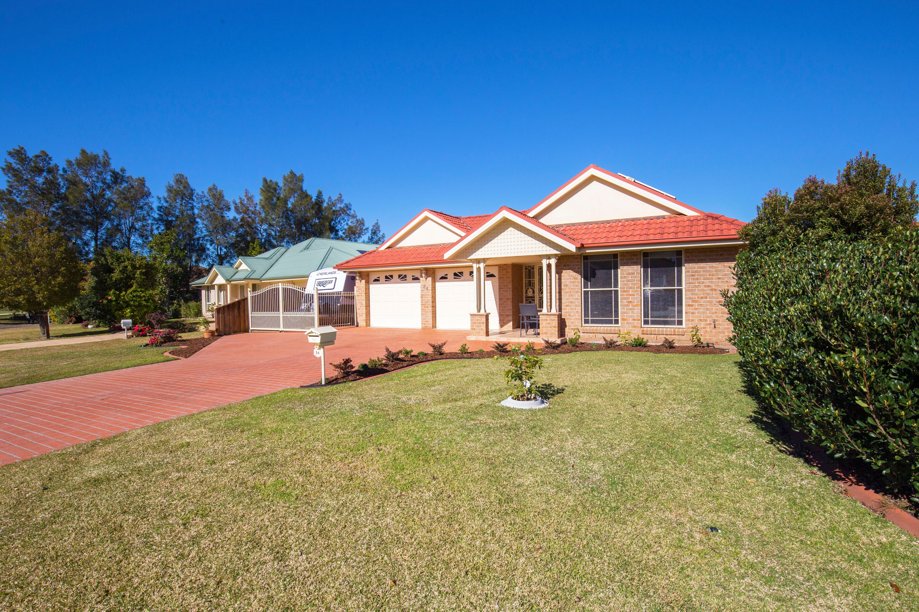 24 Leeward Circuit, Tea Gardens NSW 2324