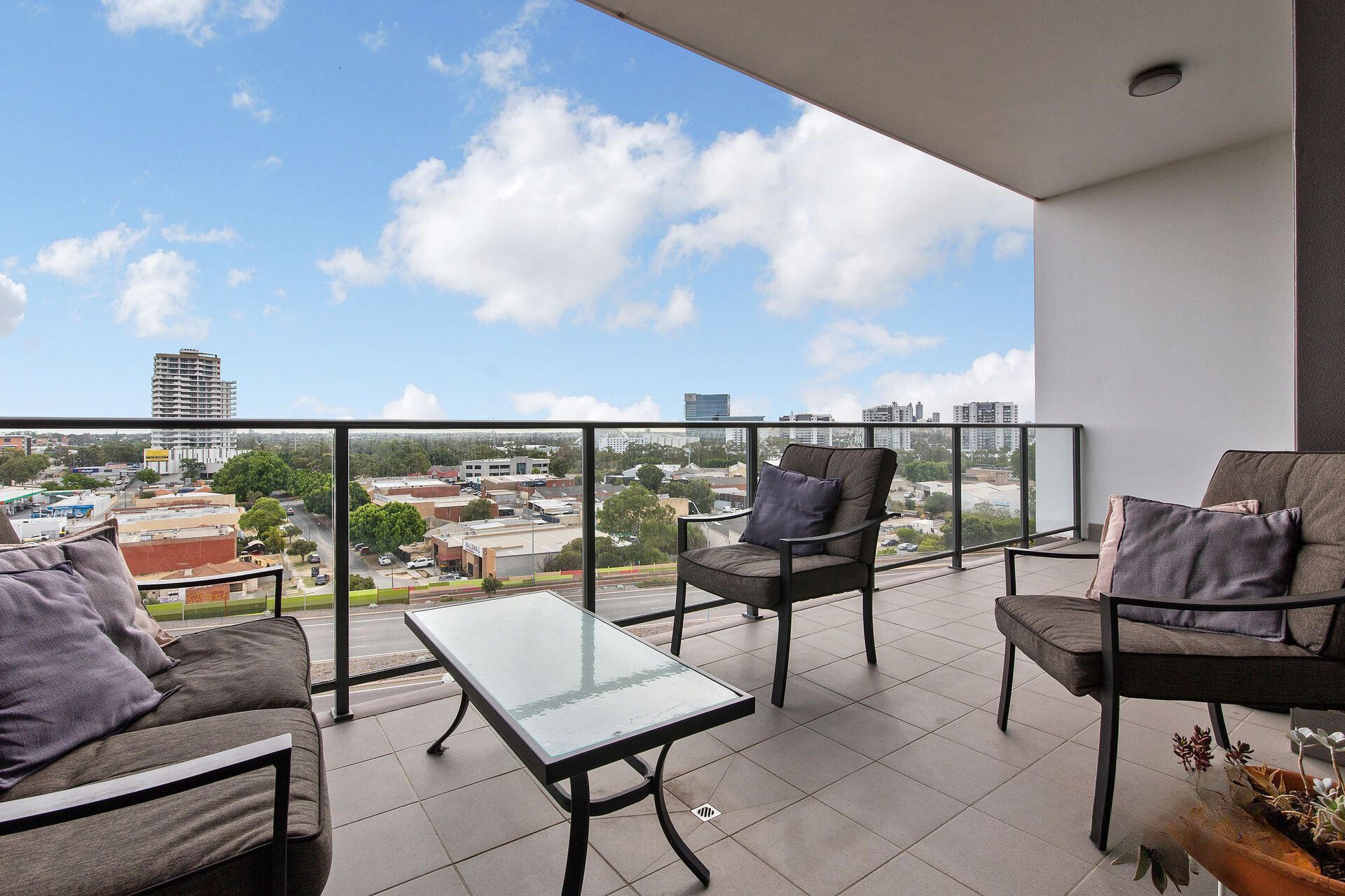 52/3 Homelea Court — photo 14 of 22