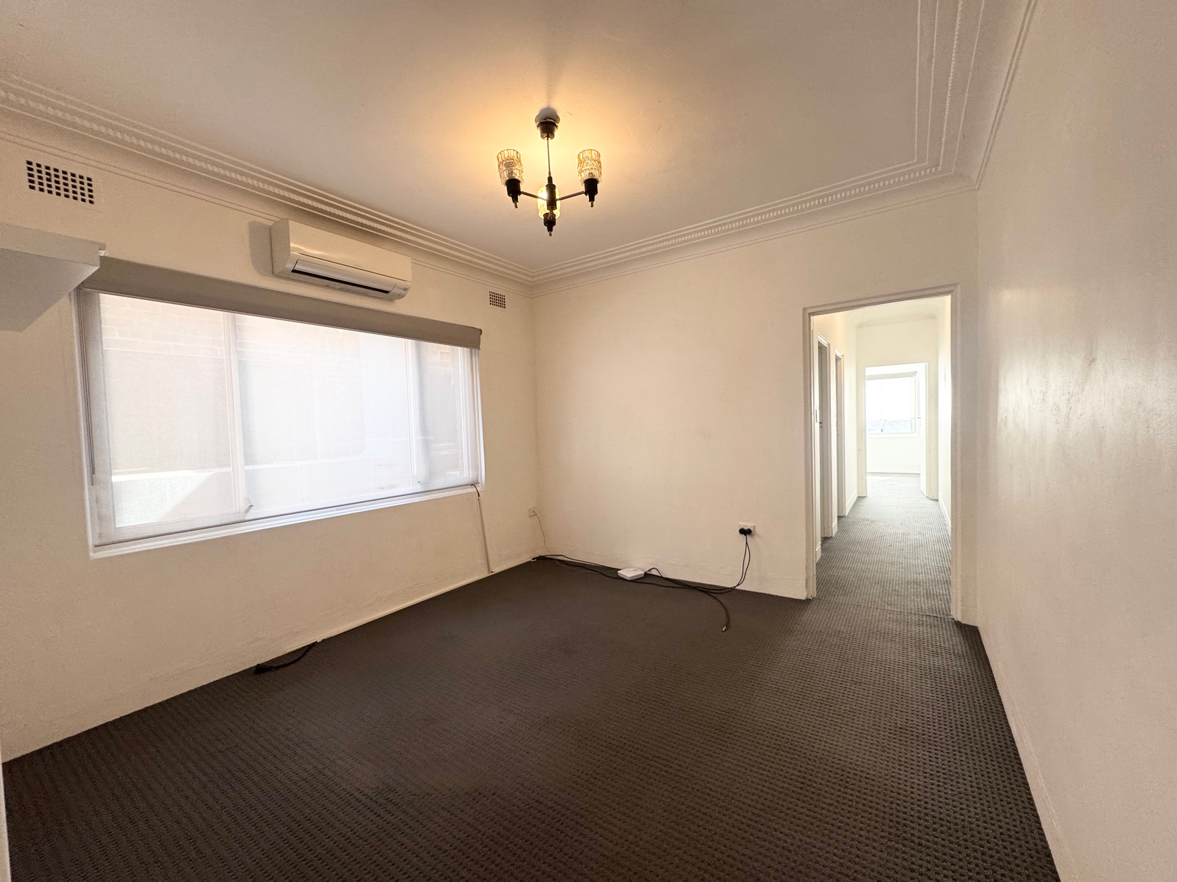 1/280 Kingsgrove Road — photo 4 of 8