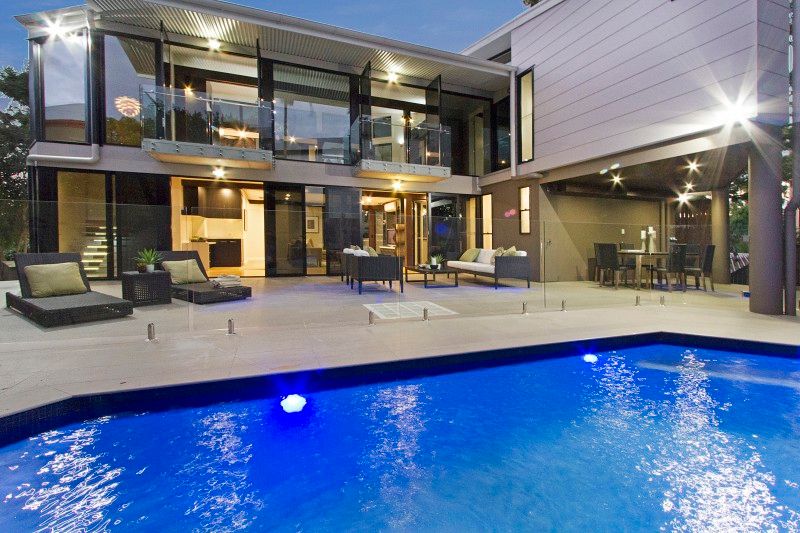 8 Verney Road West, Graceville, QLD 4075