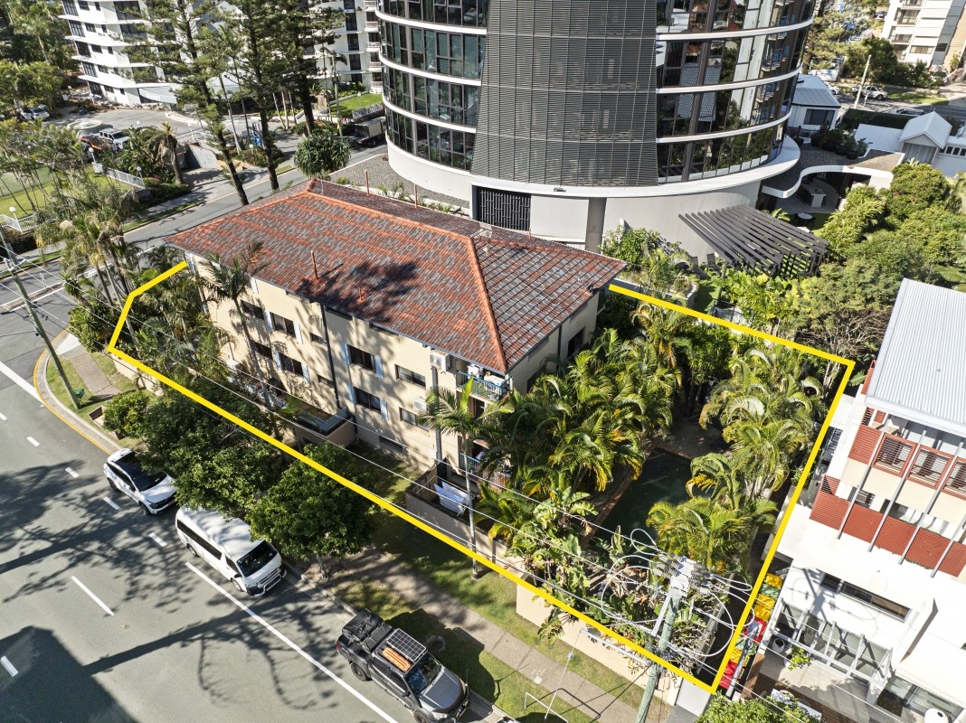 14 First Avenue, Broadbeach, QLD 4218