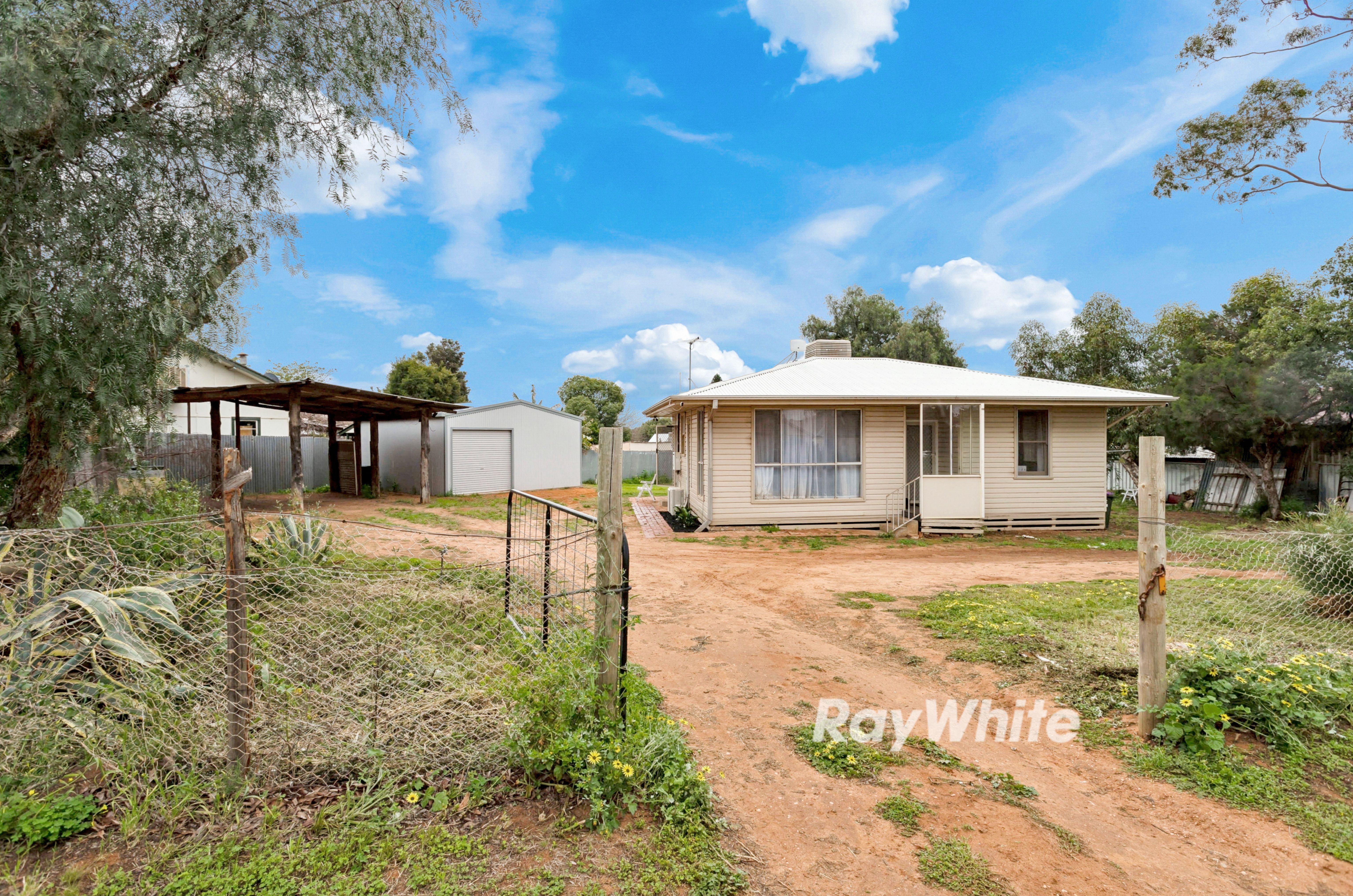 1 Lee Street — photo from Ray White Mildura