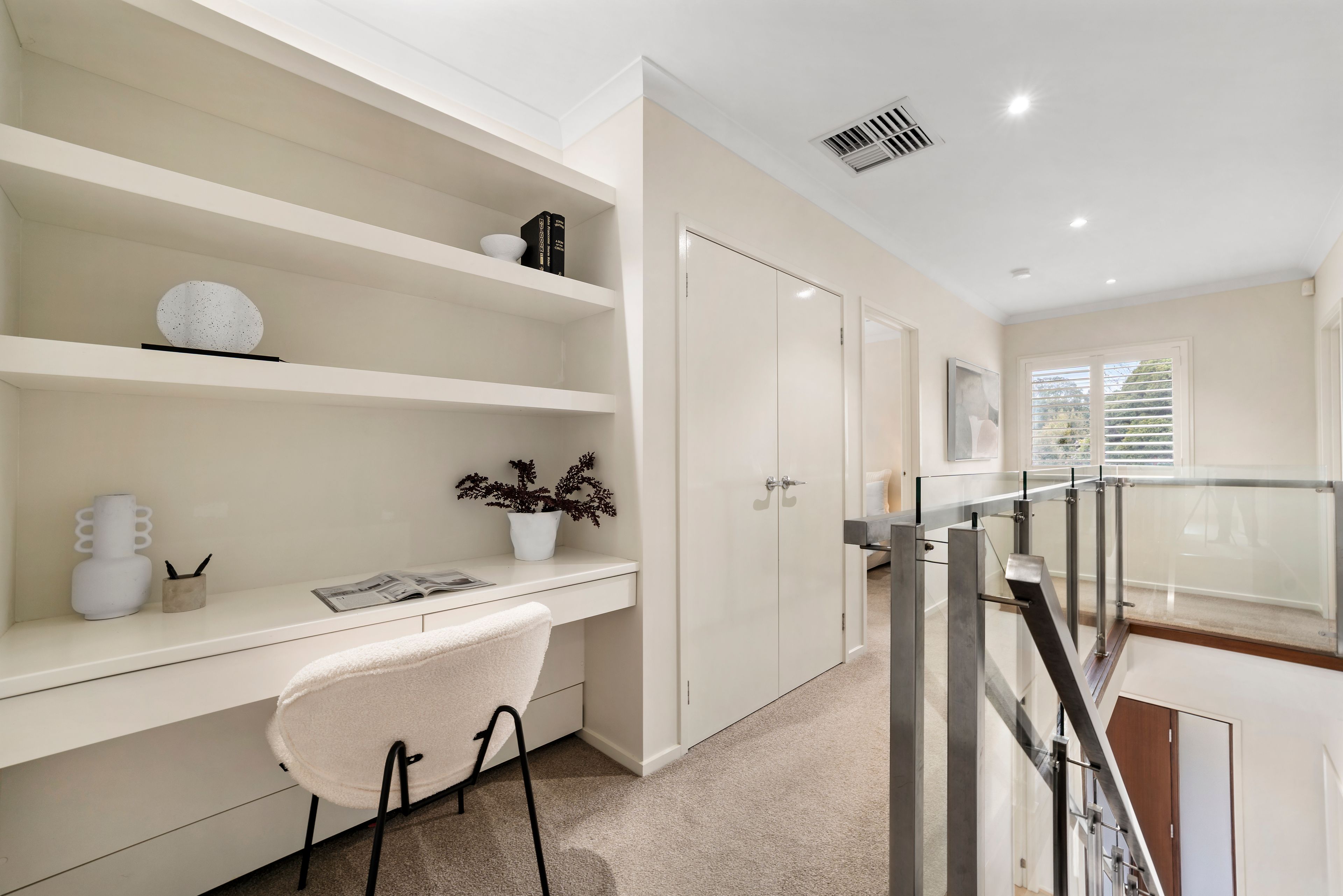 1/61 Hillview Avenue — photo 13 of 27