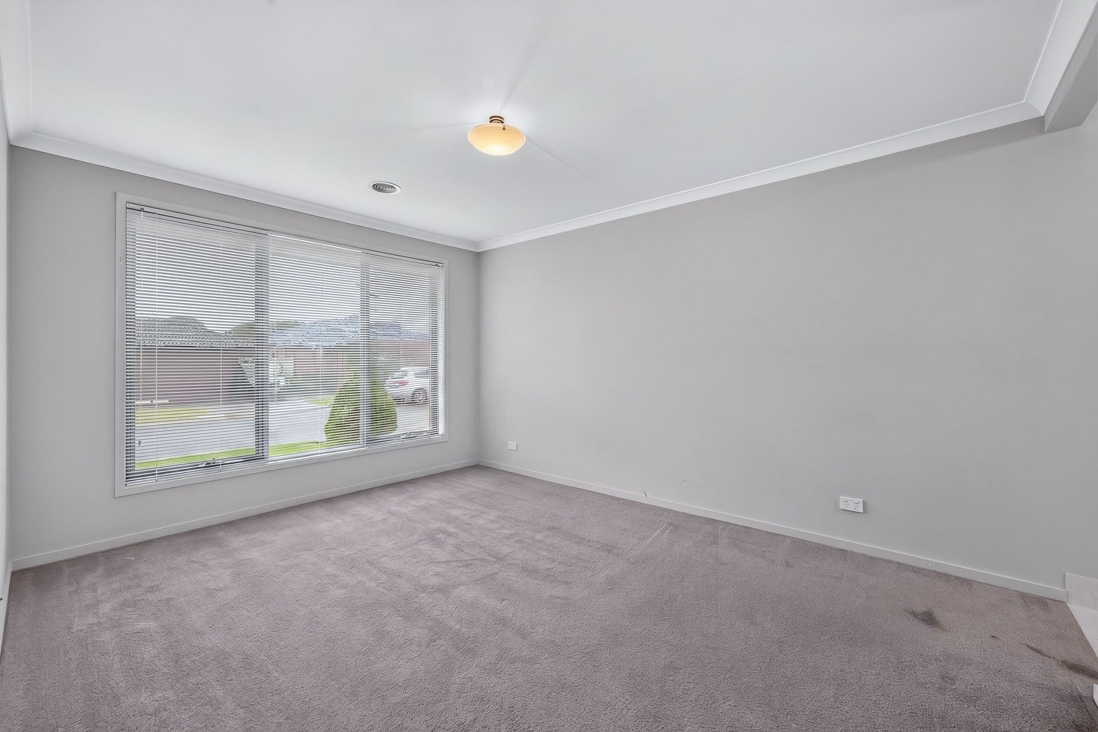 4 Willowtree Drive, Pakenham, VIC 3810