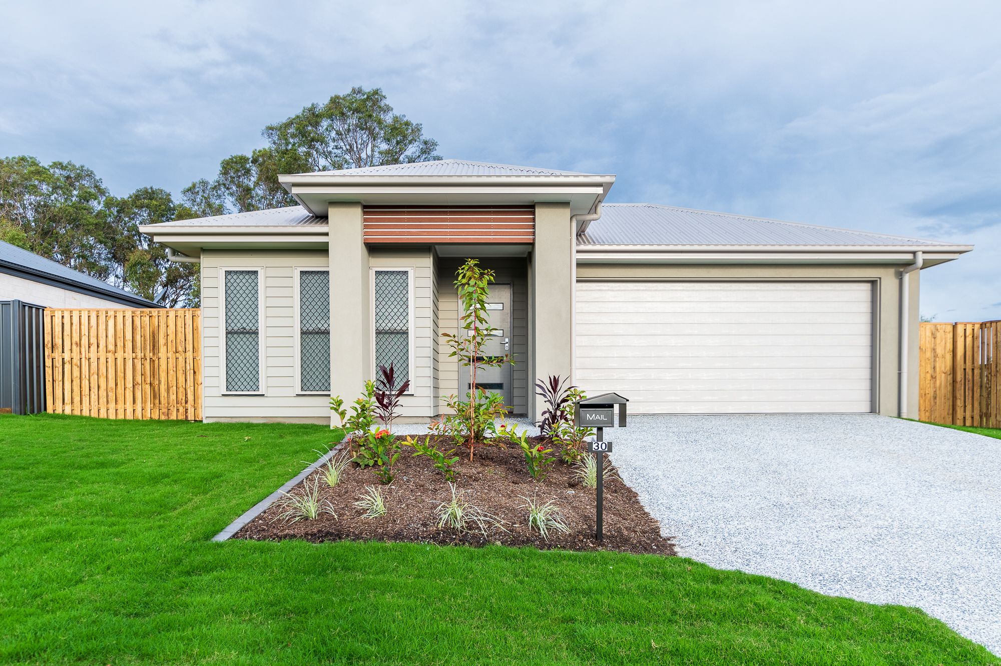 30 Sutherland Street, Gleneagle, QLD 4285
