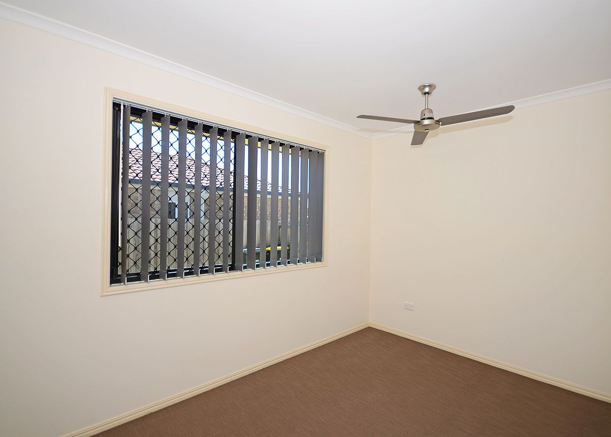 8 Zircon Street — photo 10 of 21