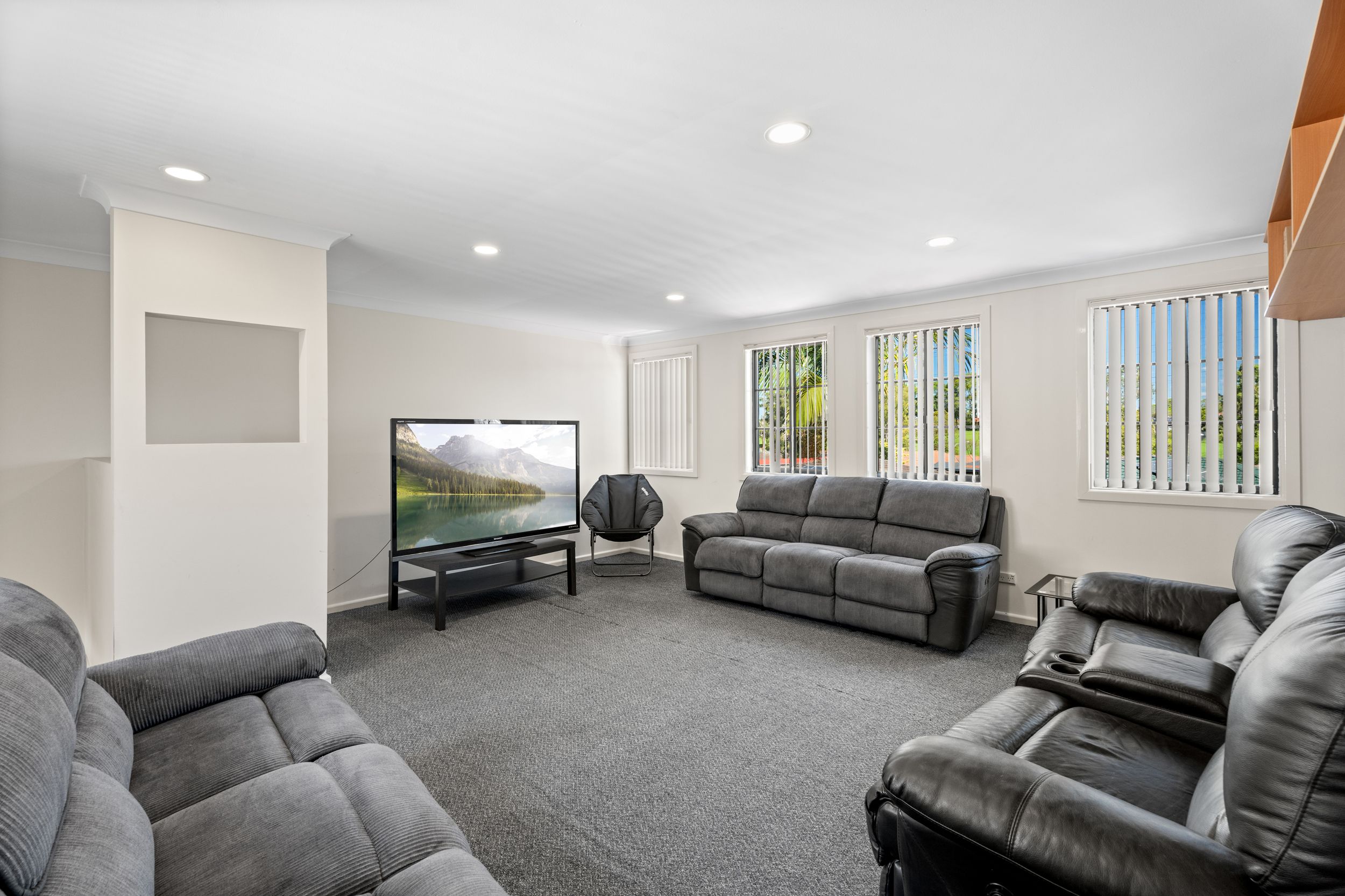 93 Kiber Drive, Glenmore Park, NSW