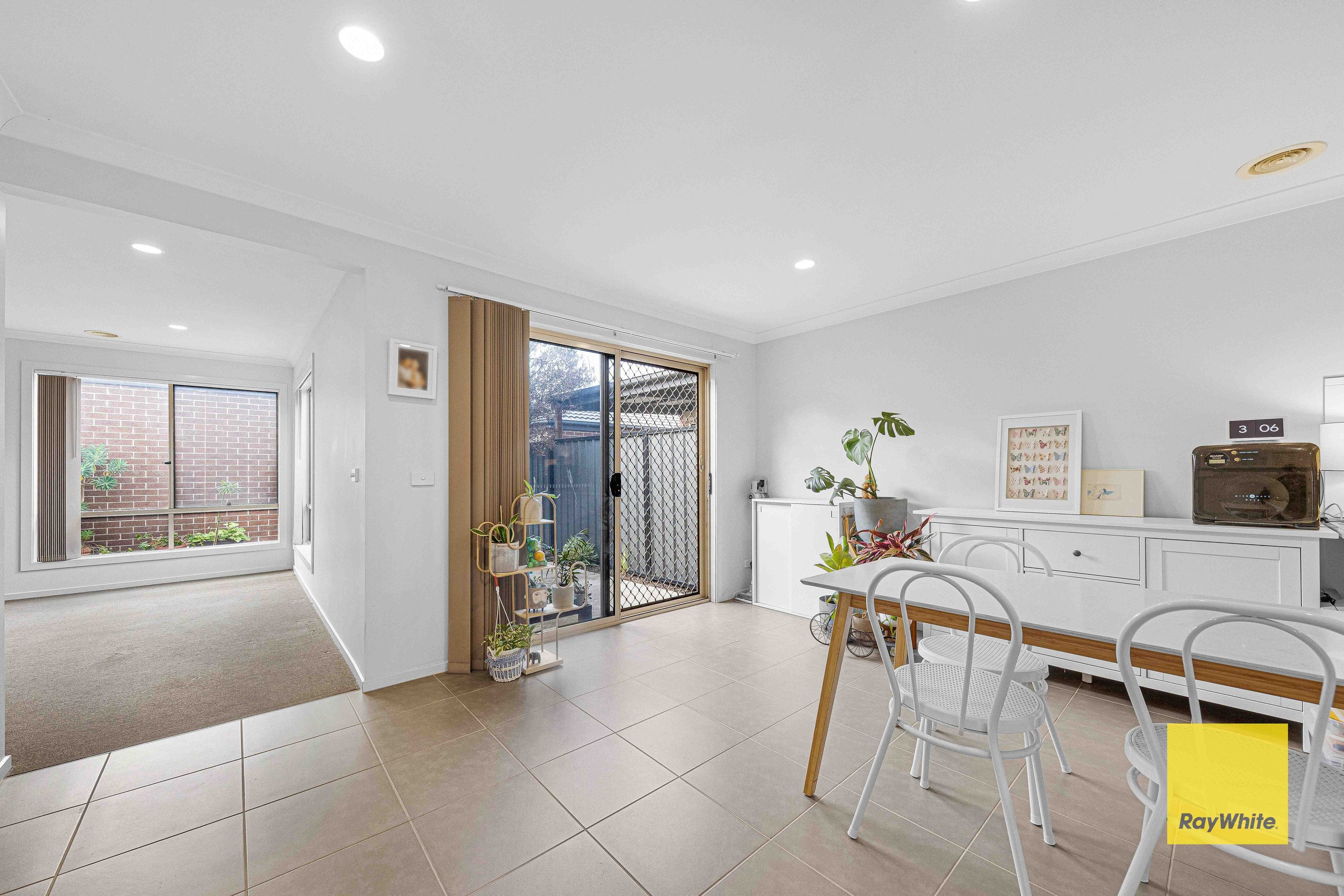 44 Tom Roberts Parade, Point Cook, VIC 3030