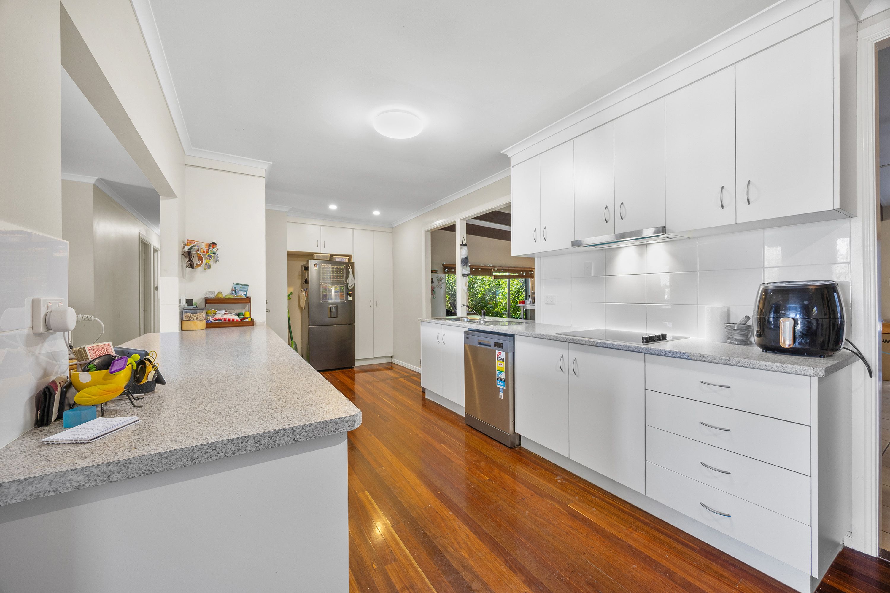 8 Warren Street — photo 8 of 17