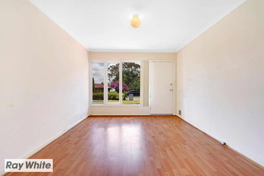 6c Connell Way, Girrawheen, WA 6064