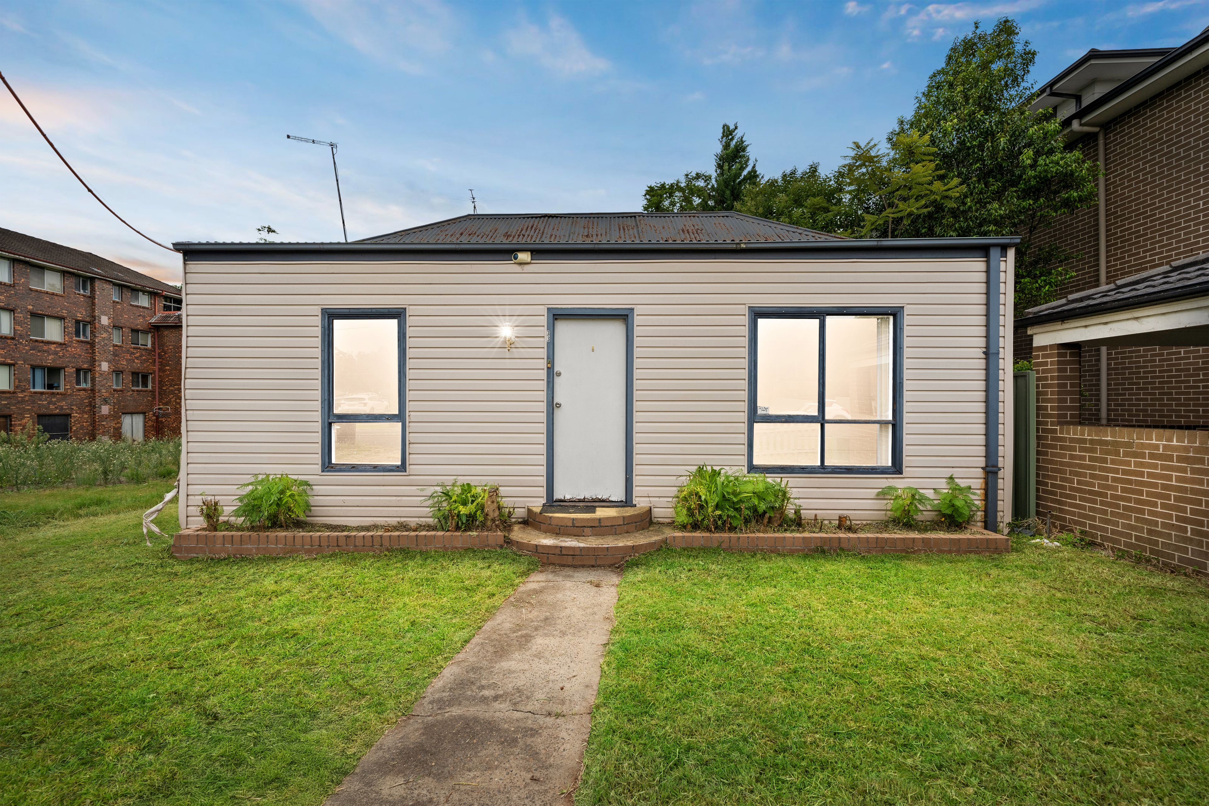33 & 33a King Street, Penrith, NSW 2750