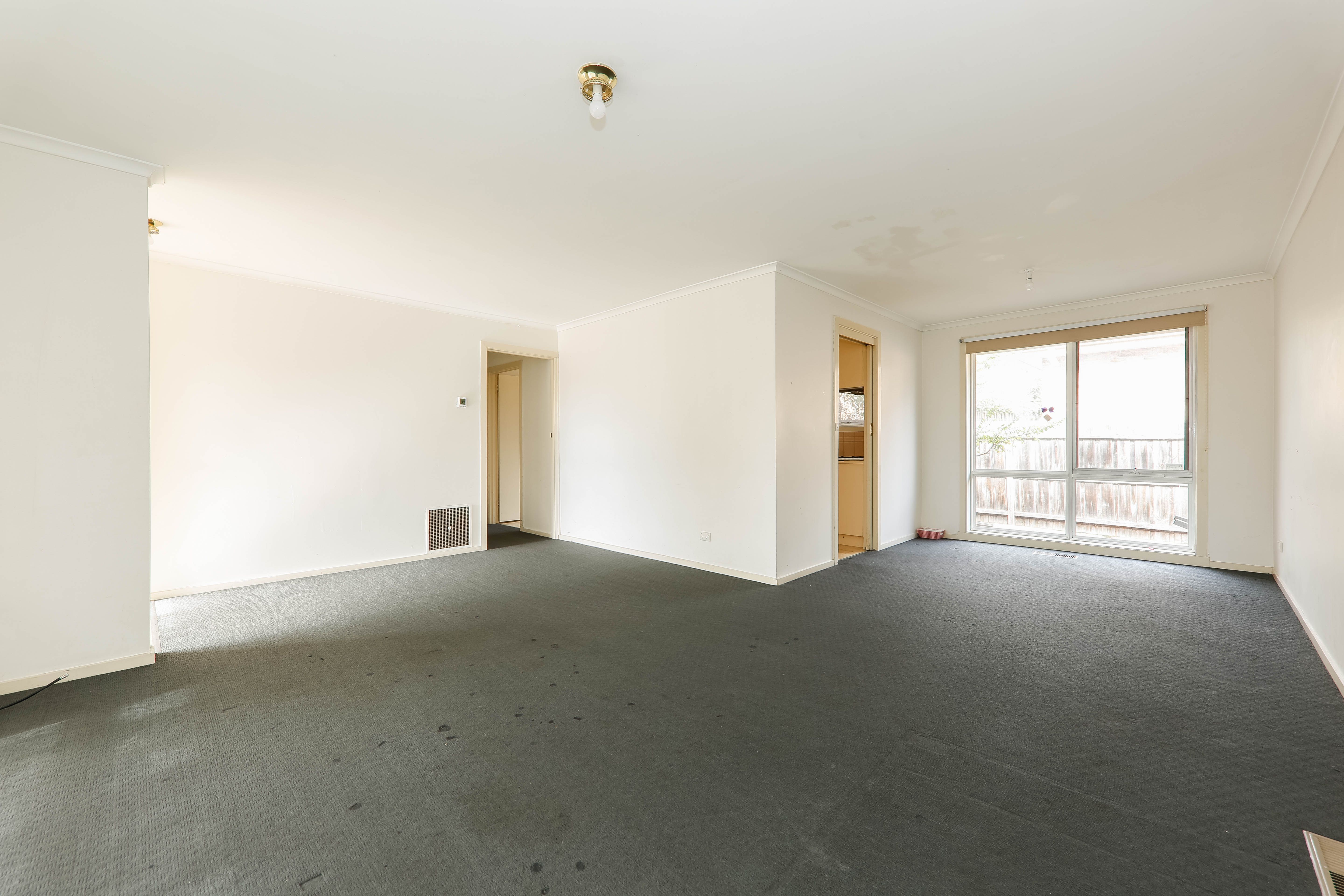 2/13 Wridgway Avenue, Burwood, VIC 3125