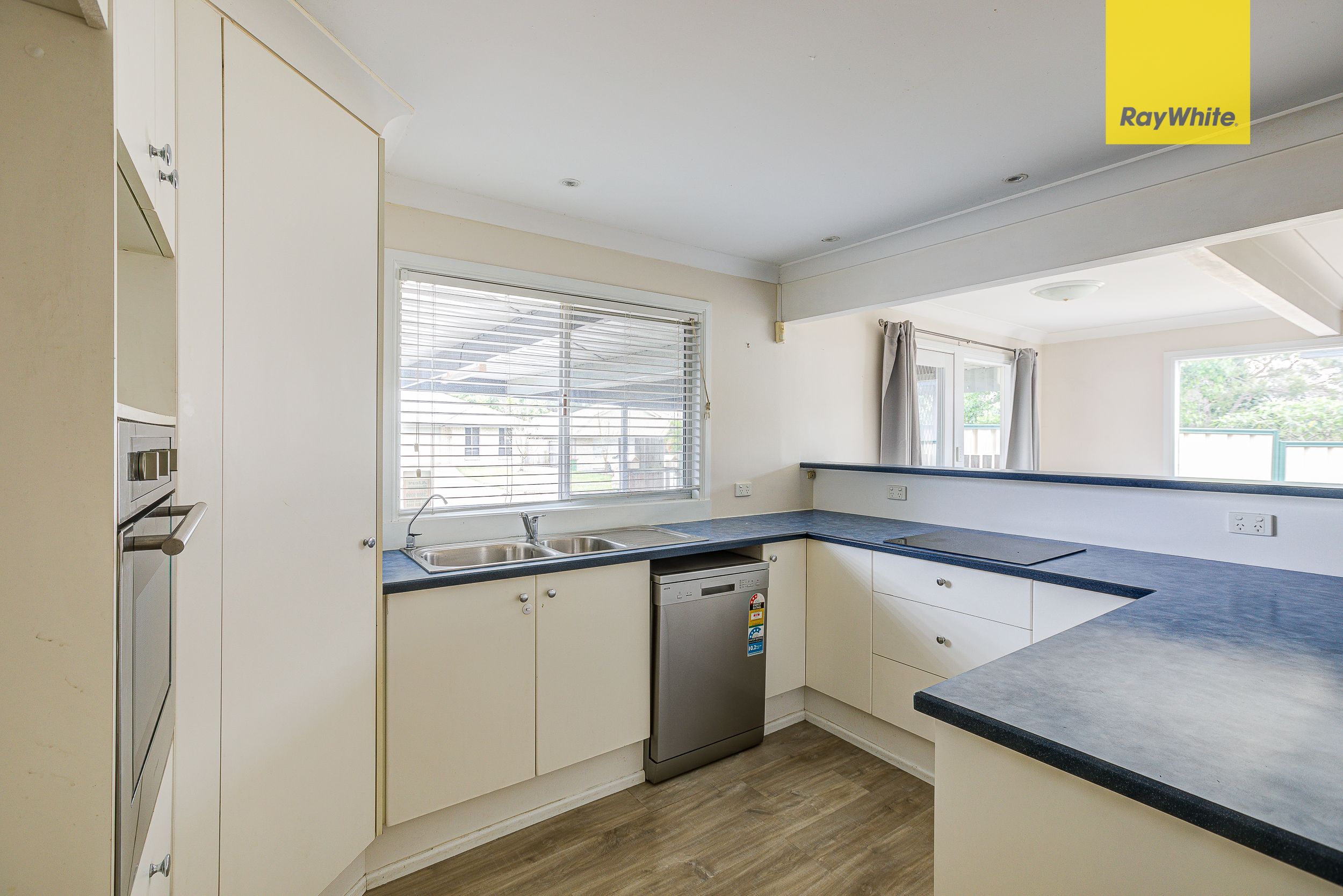 64 Haig Road, Loganlea, QLD 4131