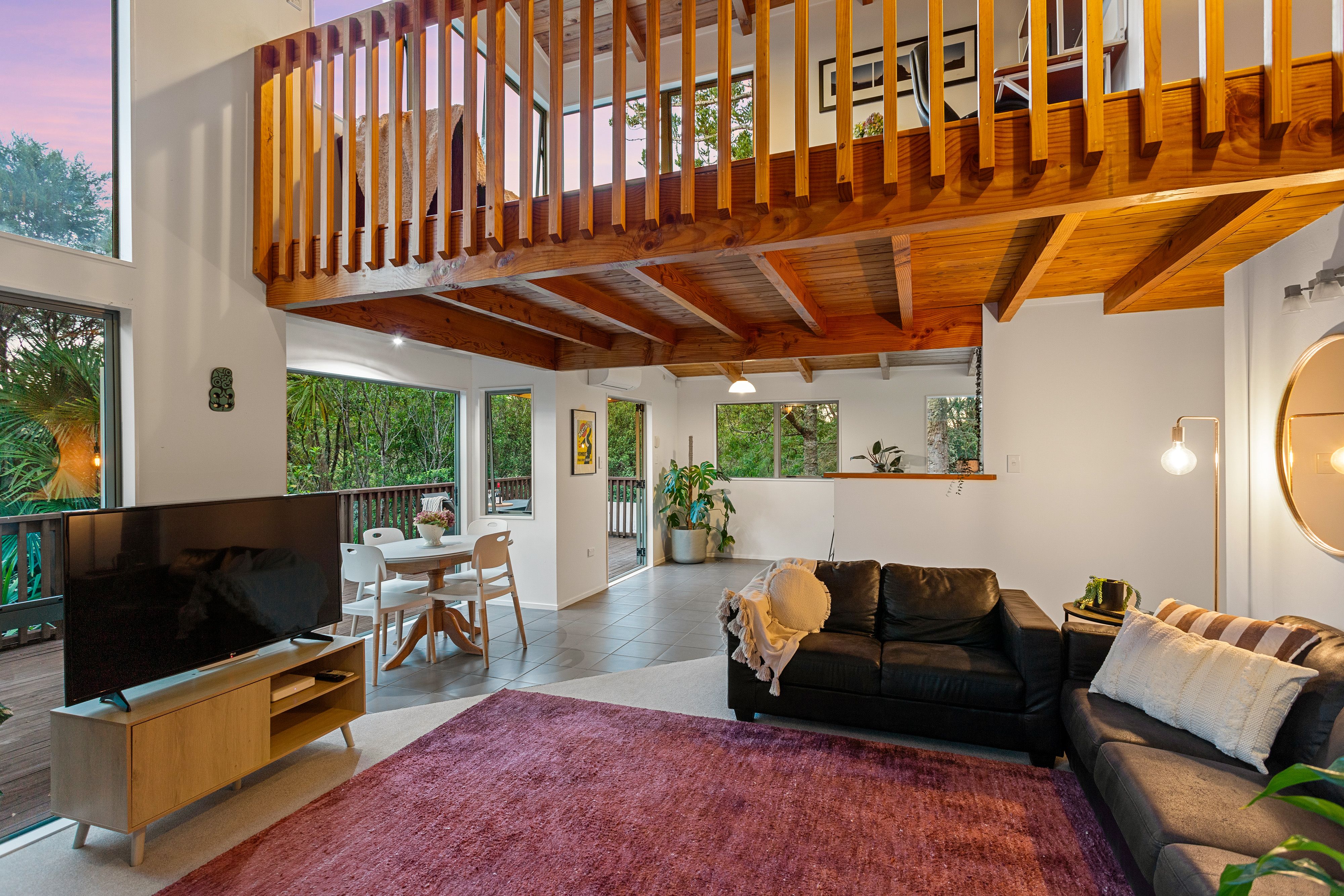 183 Laingholm Drive, Laingholm, Waitakere City
