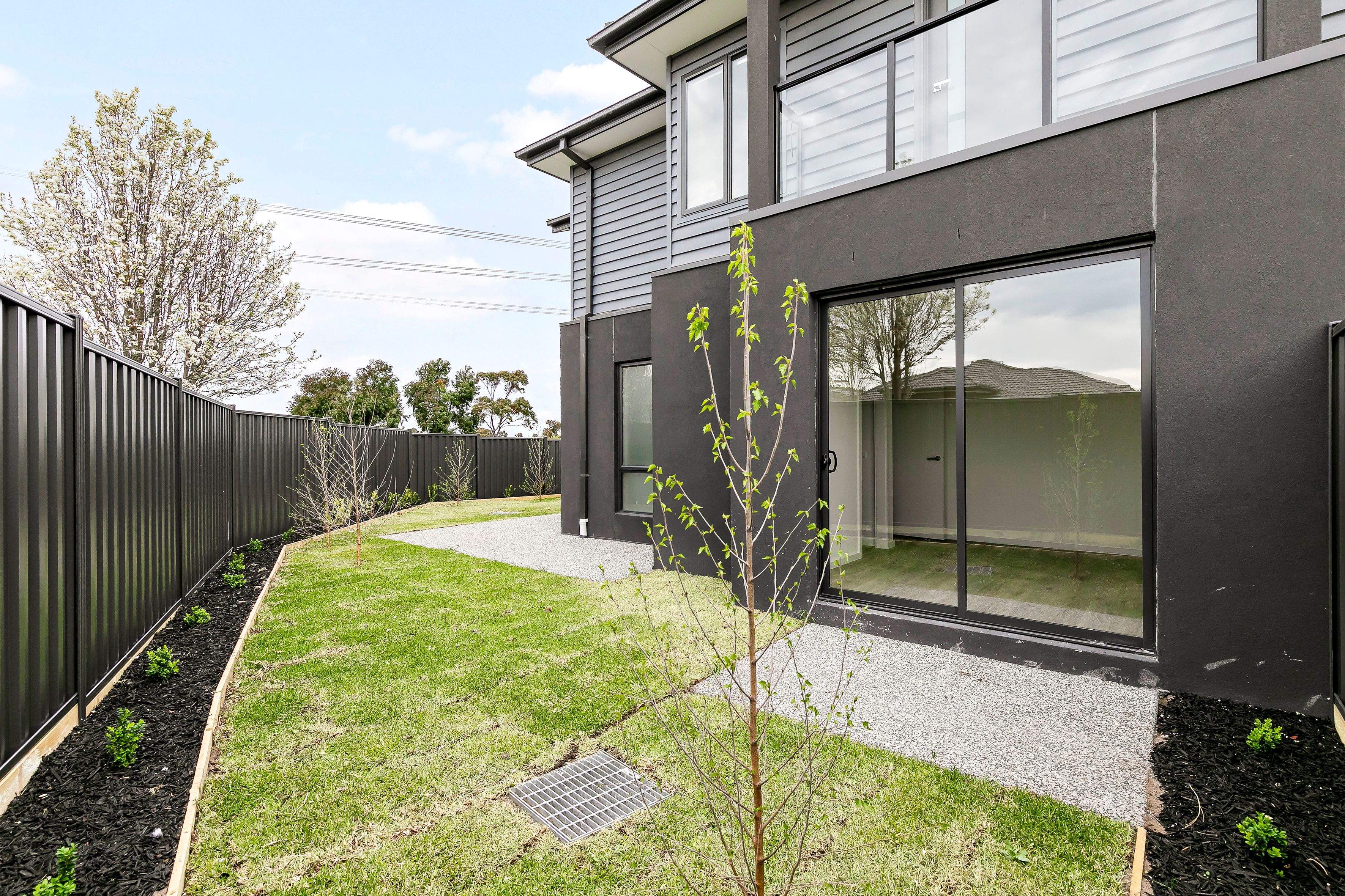 31 Everglade Crescent — photo 15 of 16