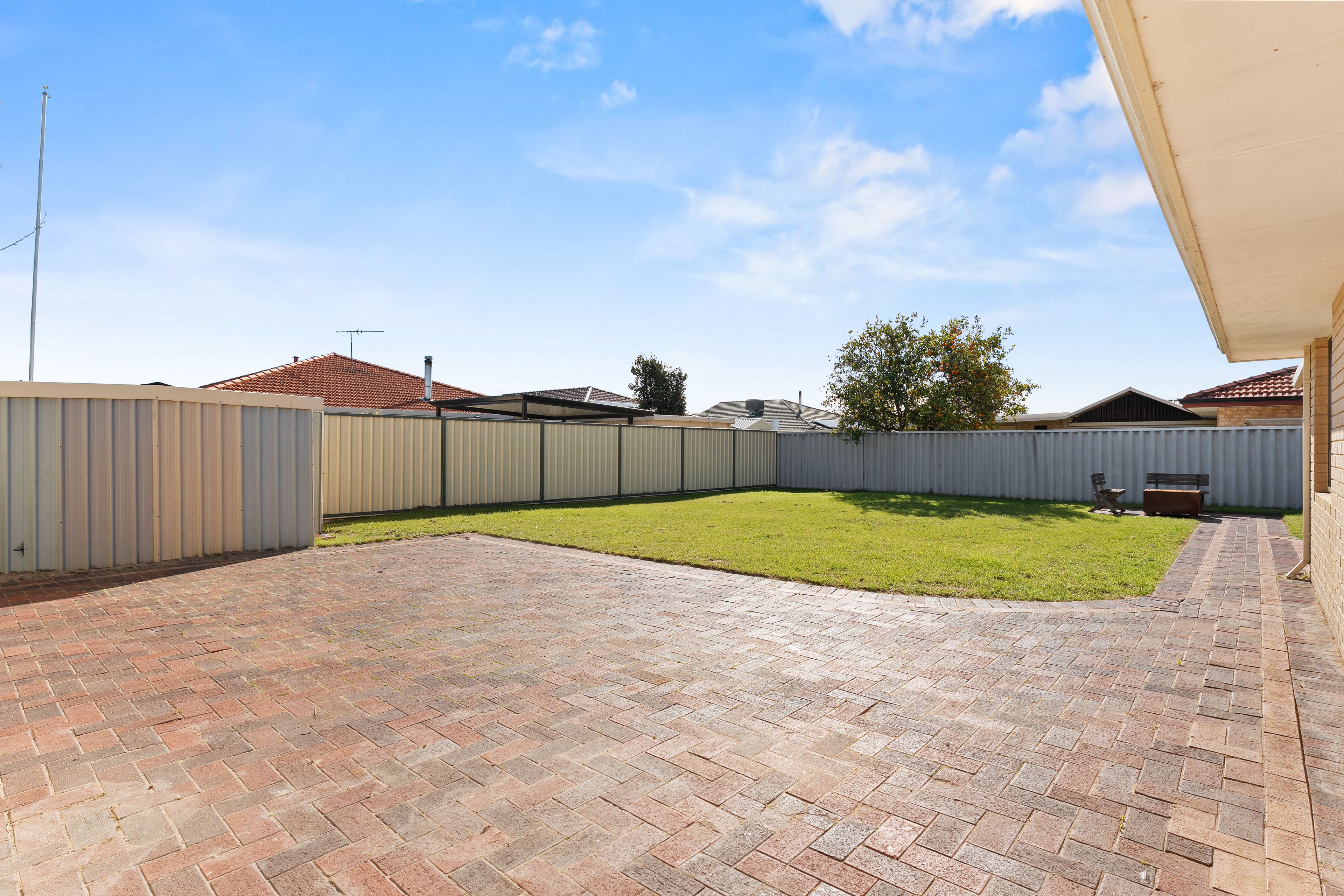 16 Collie Close — photo 30 of 30