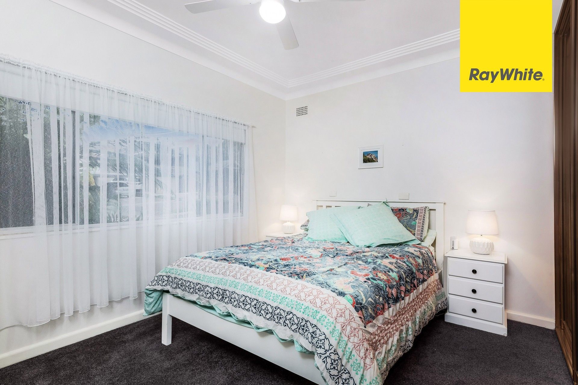 18 Greenlands Avenue, Peakhurst, NSW 2210
