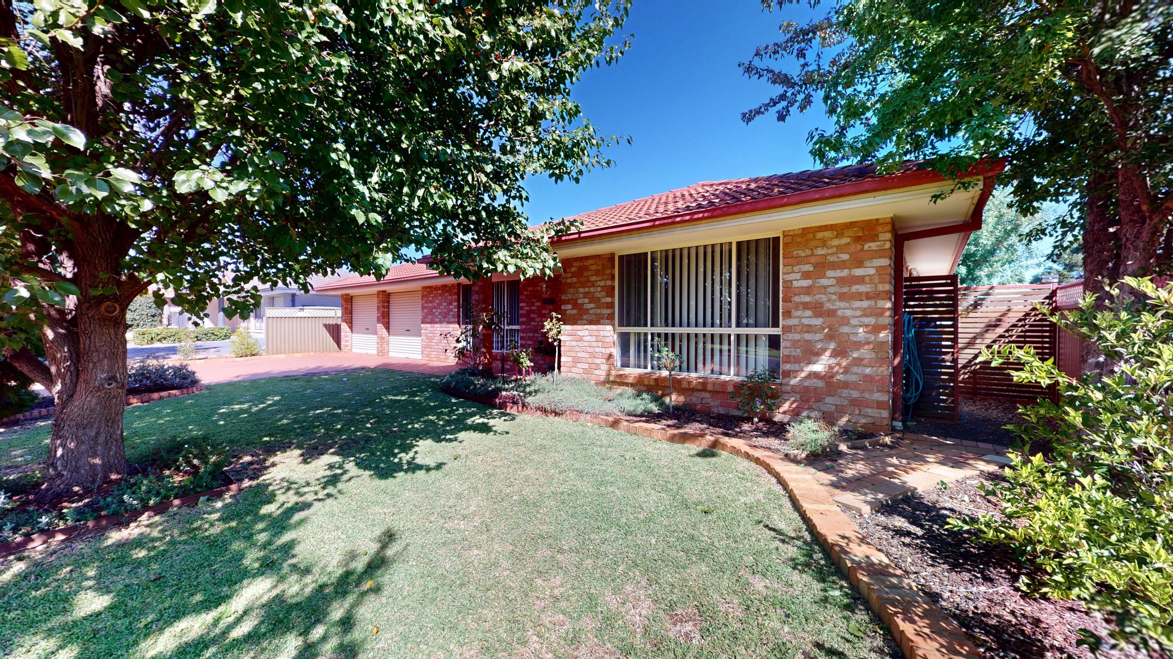 62 Twickenham Drive, Dubbo NSW 2830
