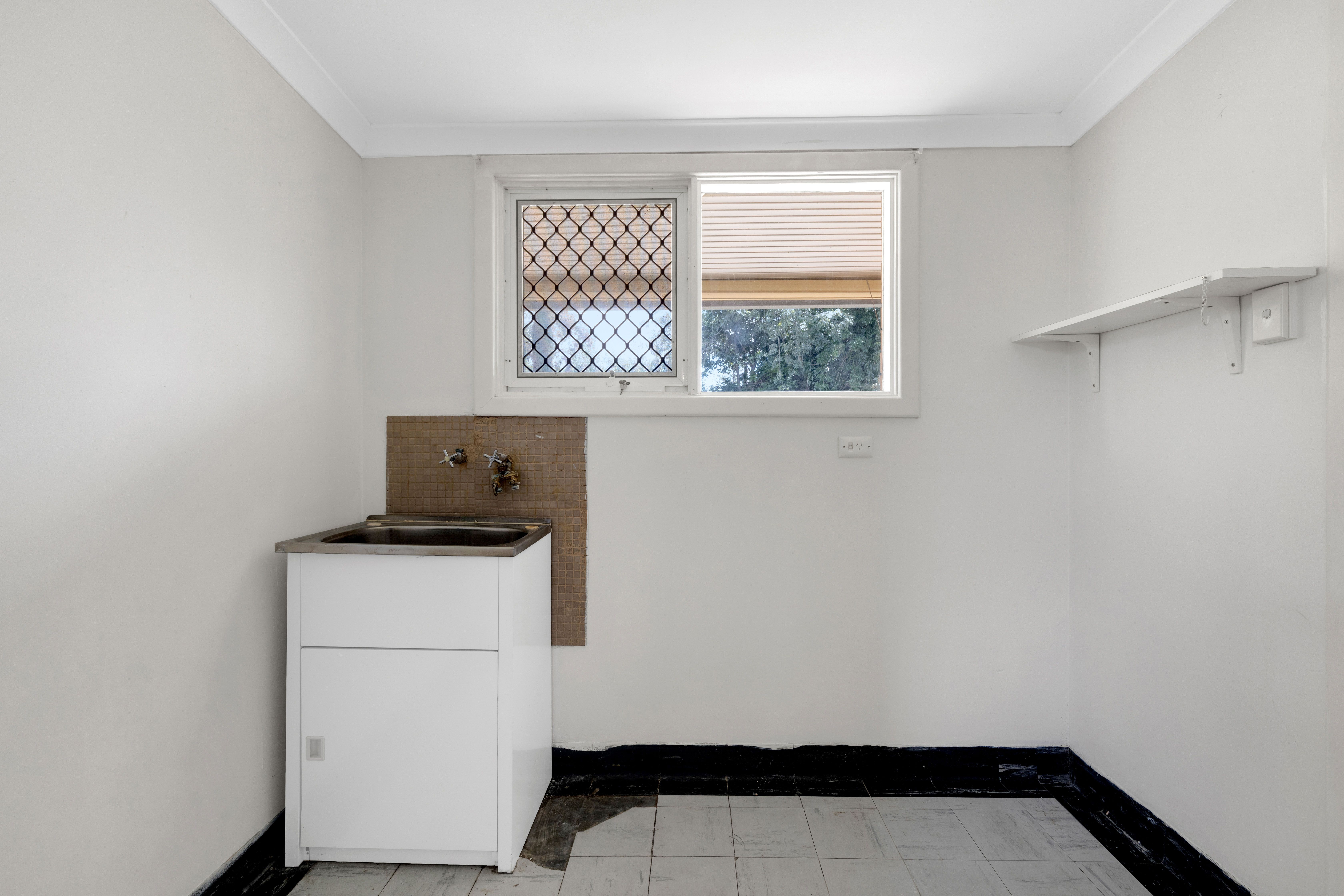 17 Bridport Street — photo 12 of 16