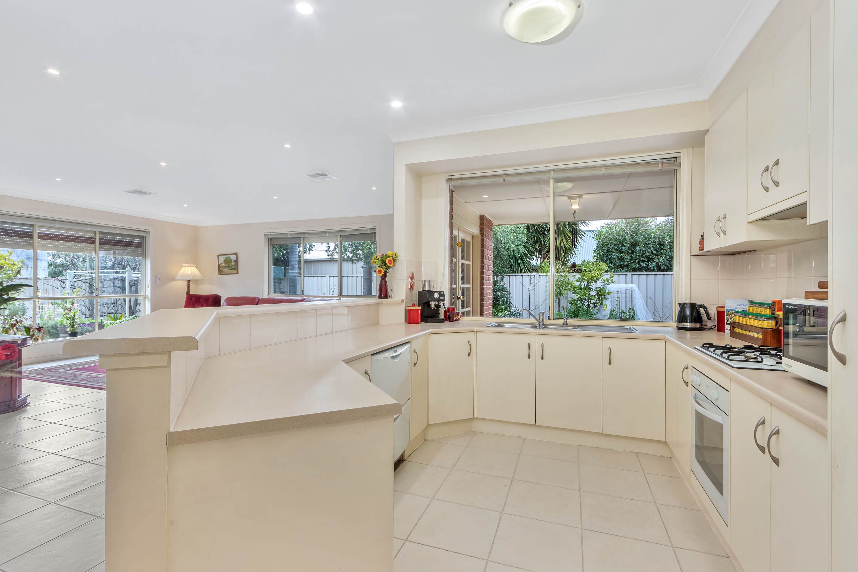 27 Jacobs Street — photo 6 of 23