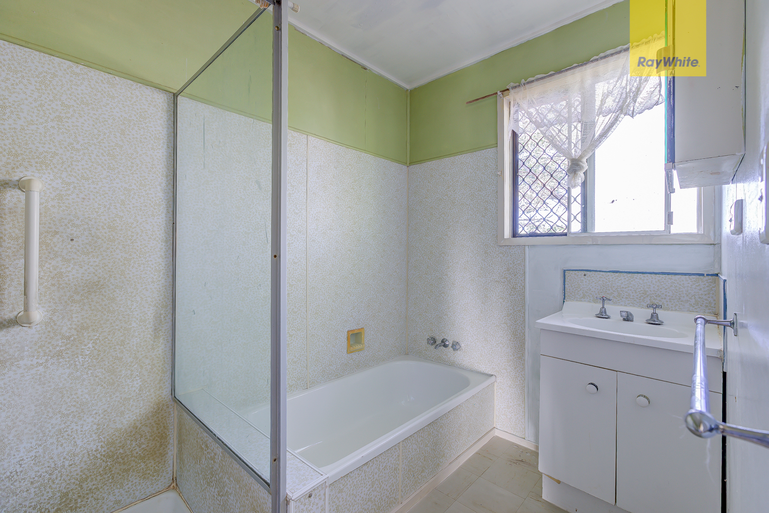 18 Wanda Street, Logan Central, QLD 4114
