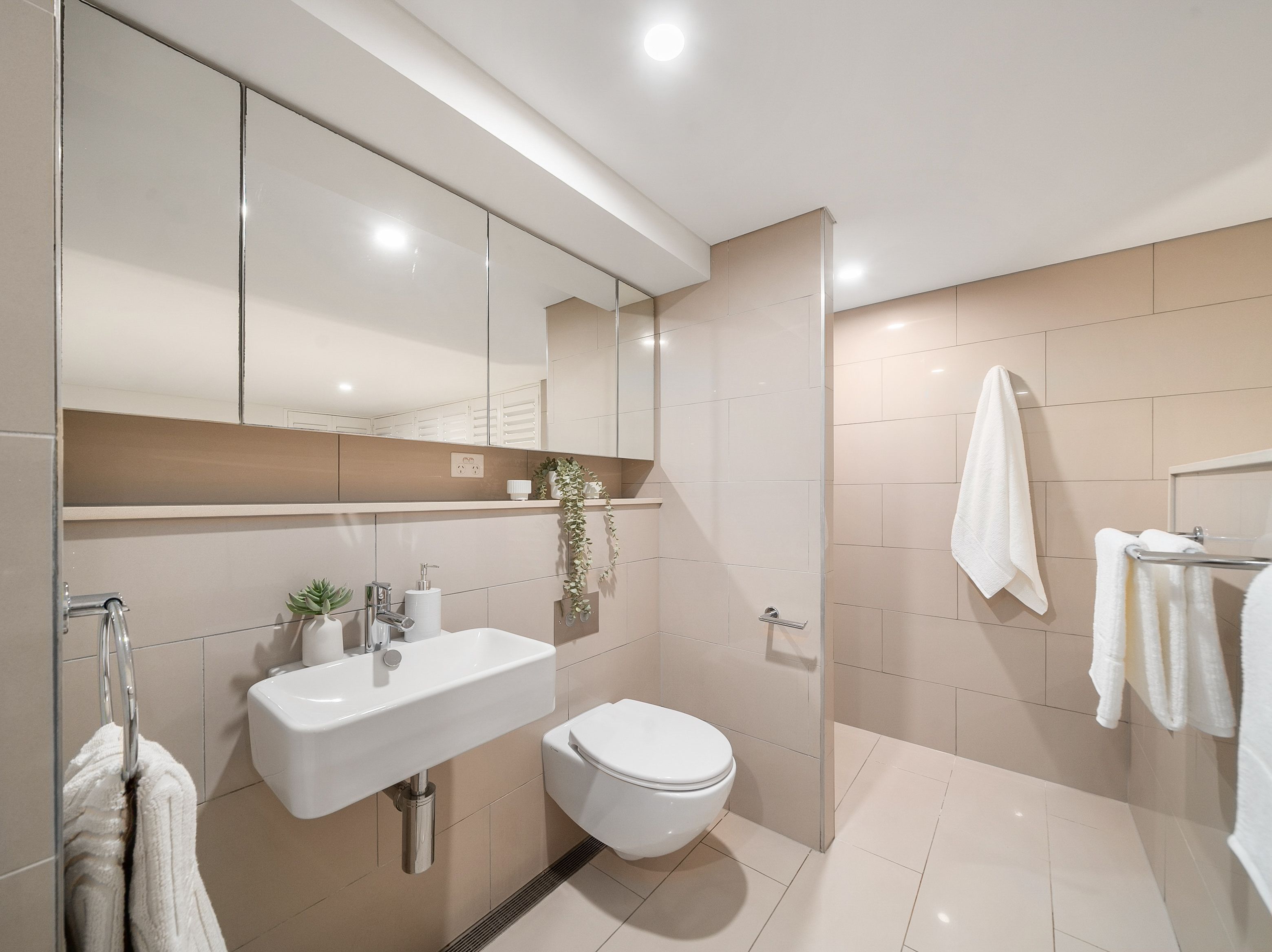 6/65-69 Landsborough Avenue — photo 18 of 24