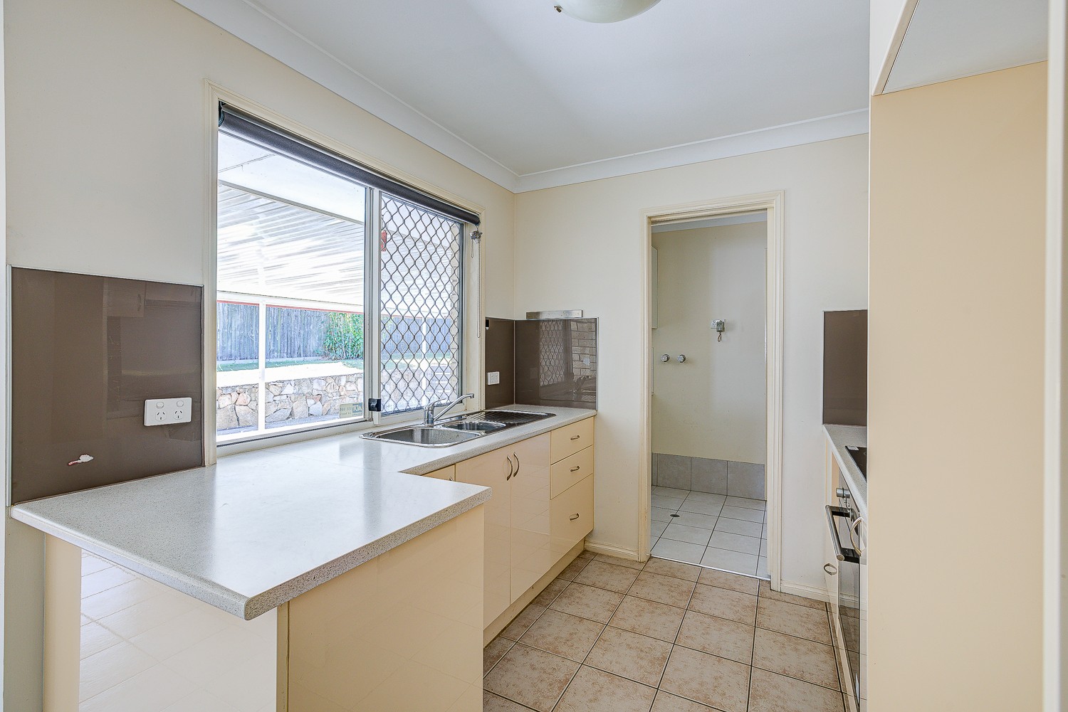 7 Hayward Court, Crestmead, QLD 4132