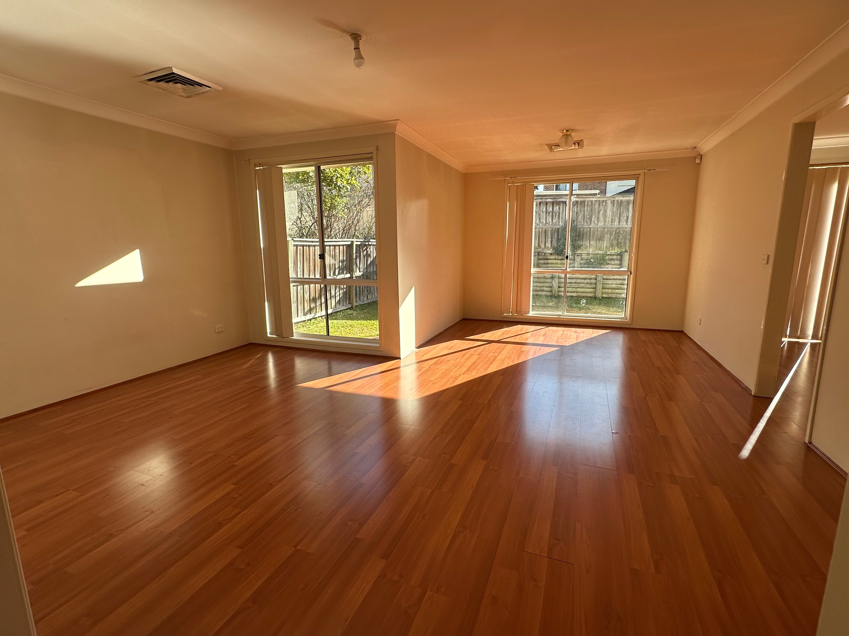 117 Pine Road, Casula, NSW 2170