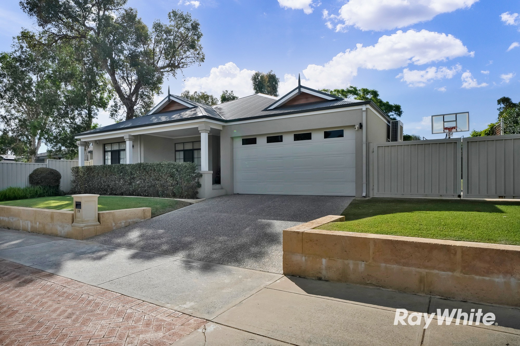 19 Lennox Place, Hamersley, WA 6022
