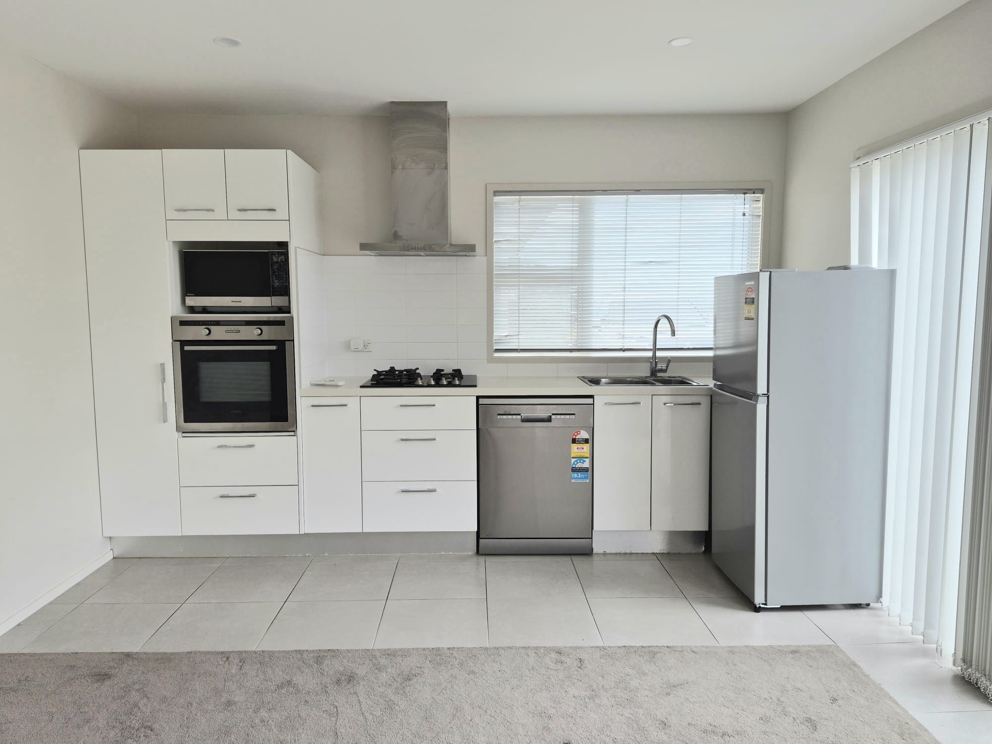 1 Bedroom Unit, Beachlands 3